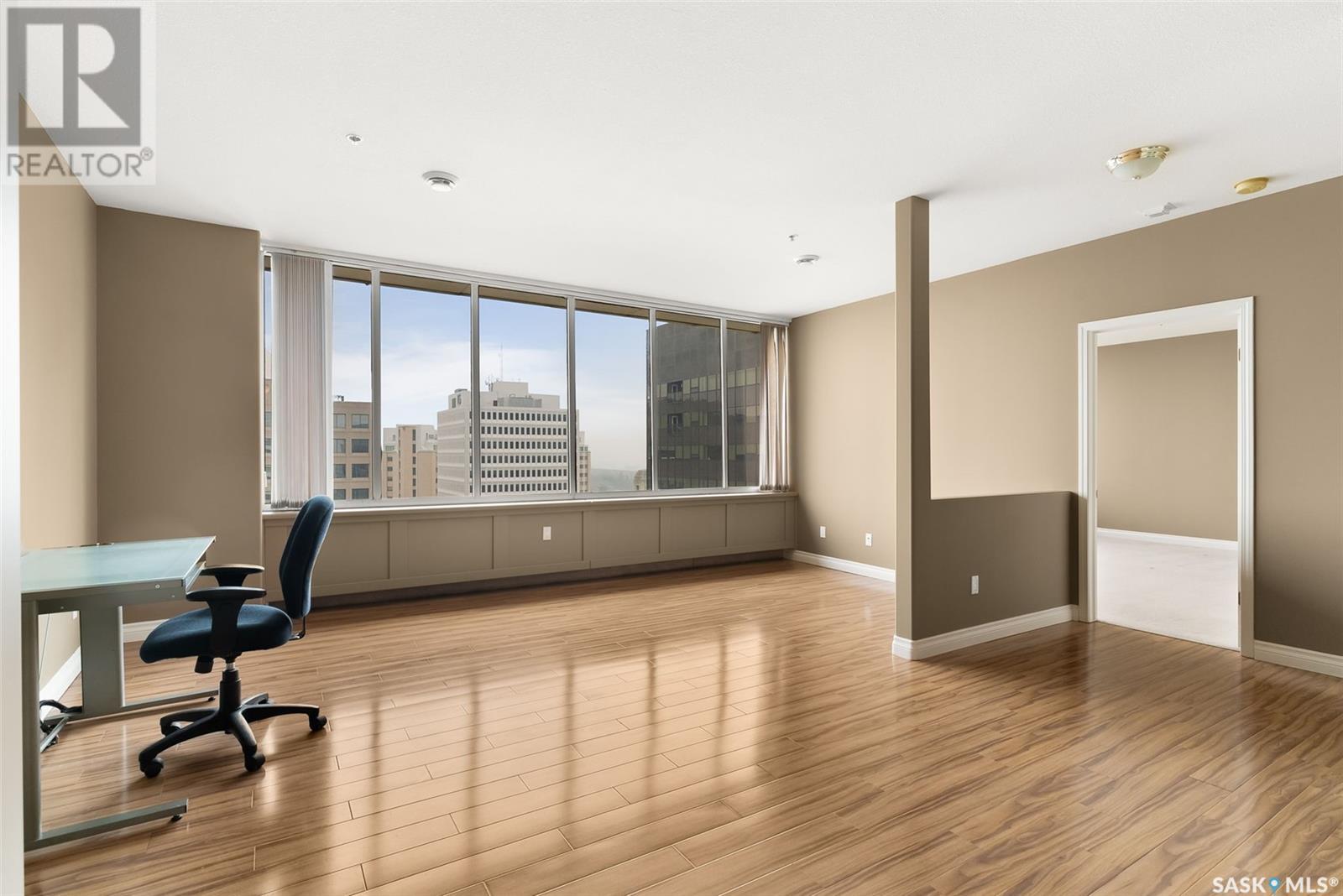 Property at 1202 1867 Hamilton STREET image 1