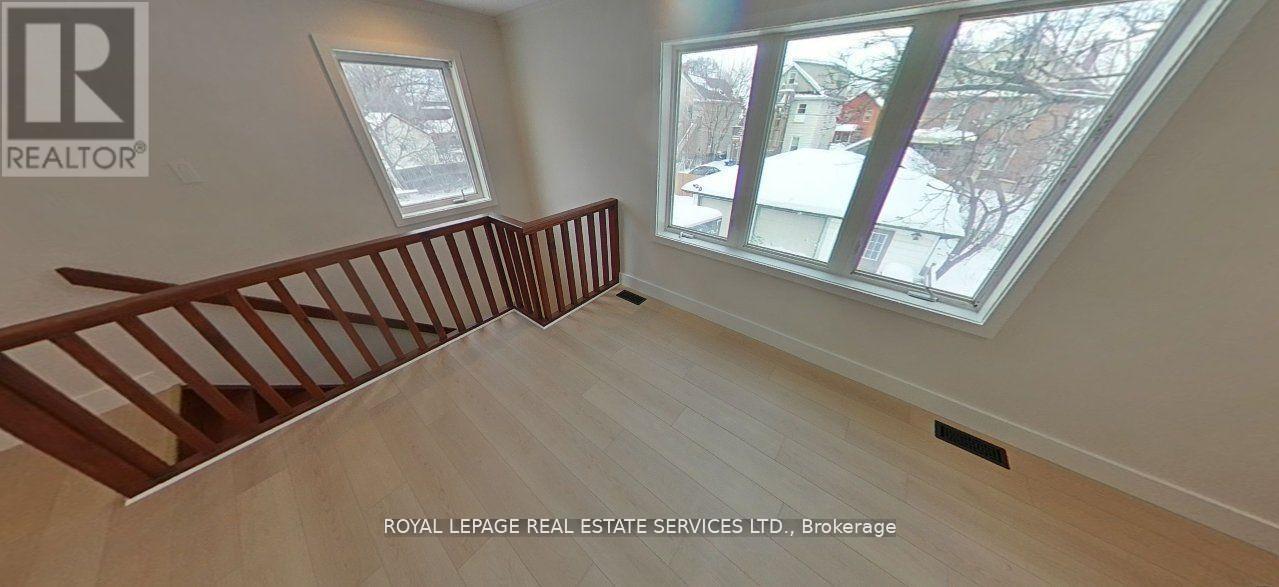 Rear - 209 Kendal Avenue, Oshawa, Ontario  L1G 5B4 - Photo 11 - E12191266