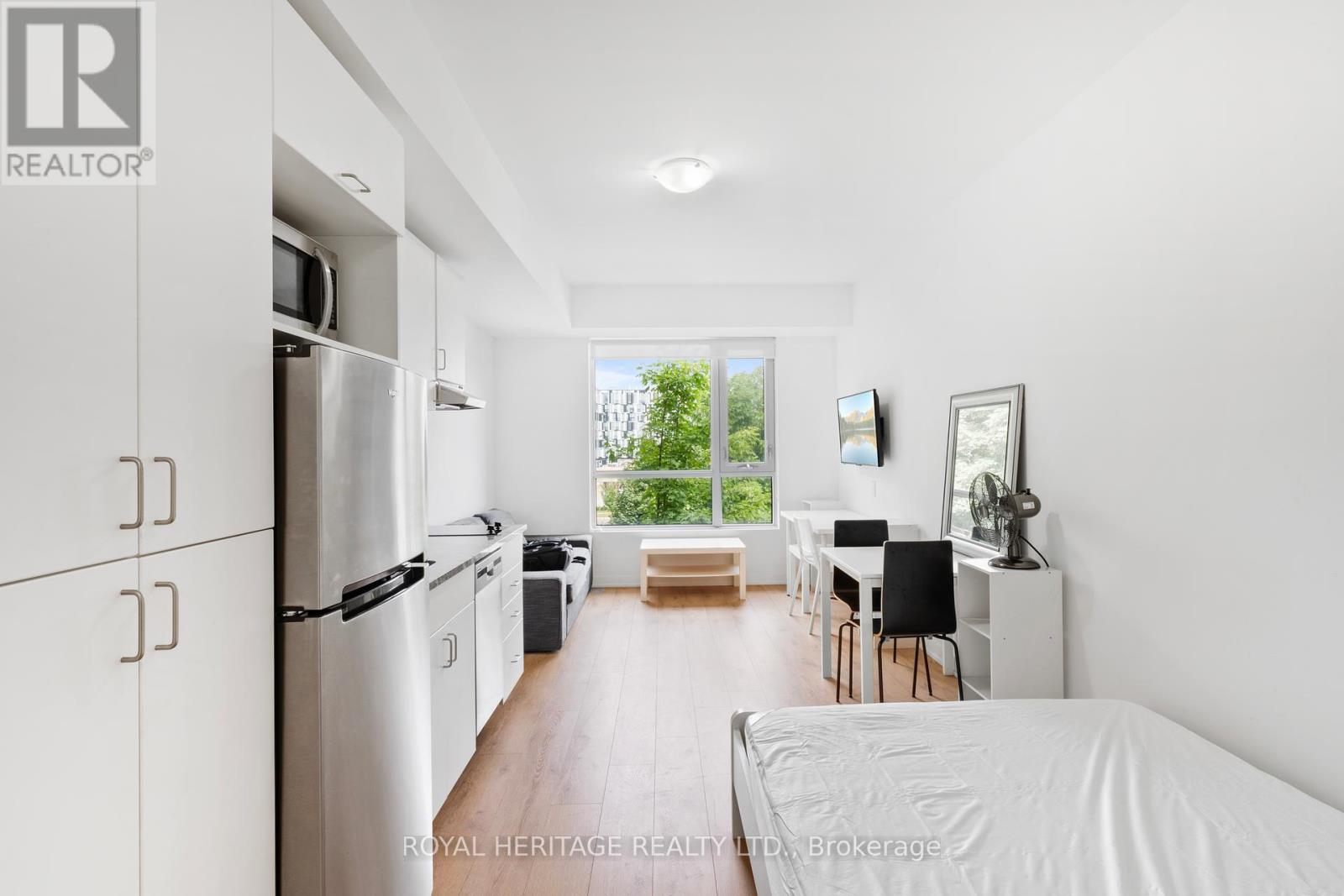 Property at 307 - 1800 SIMCOE STREET N image 4