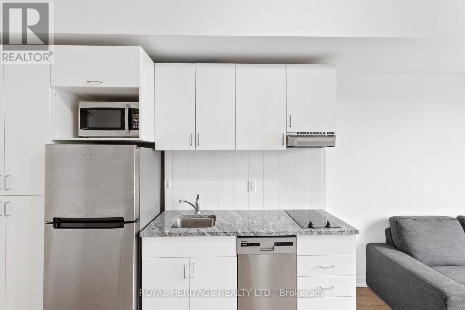 Property at 307 - 1800 SIMCOE STREET N image 5