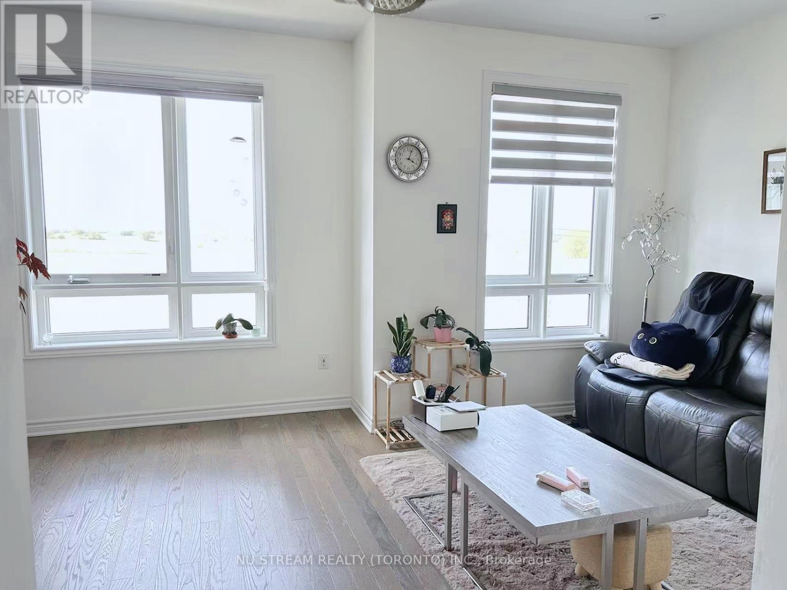 32 CHICAGO LANE, markham (wismer), Ontario