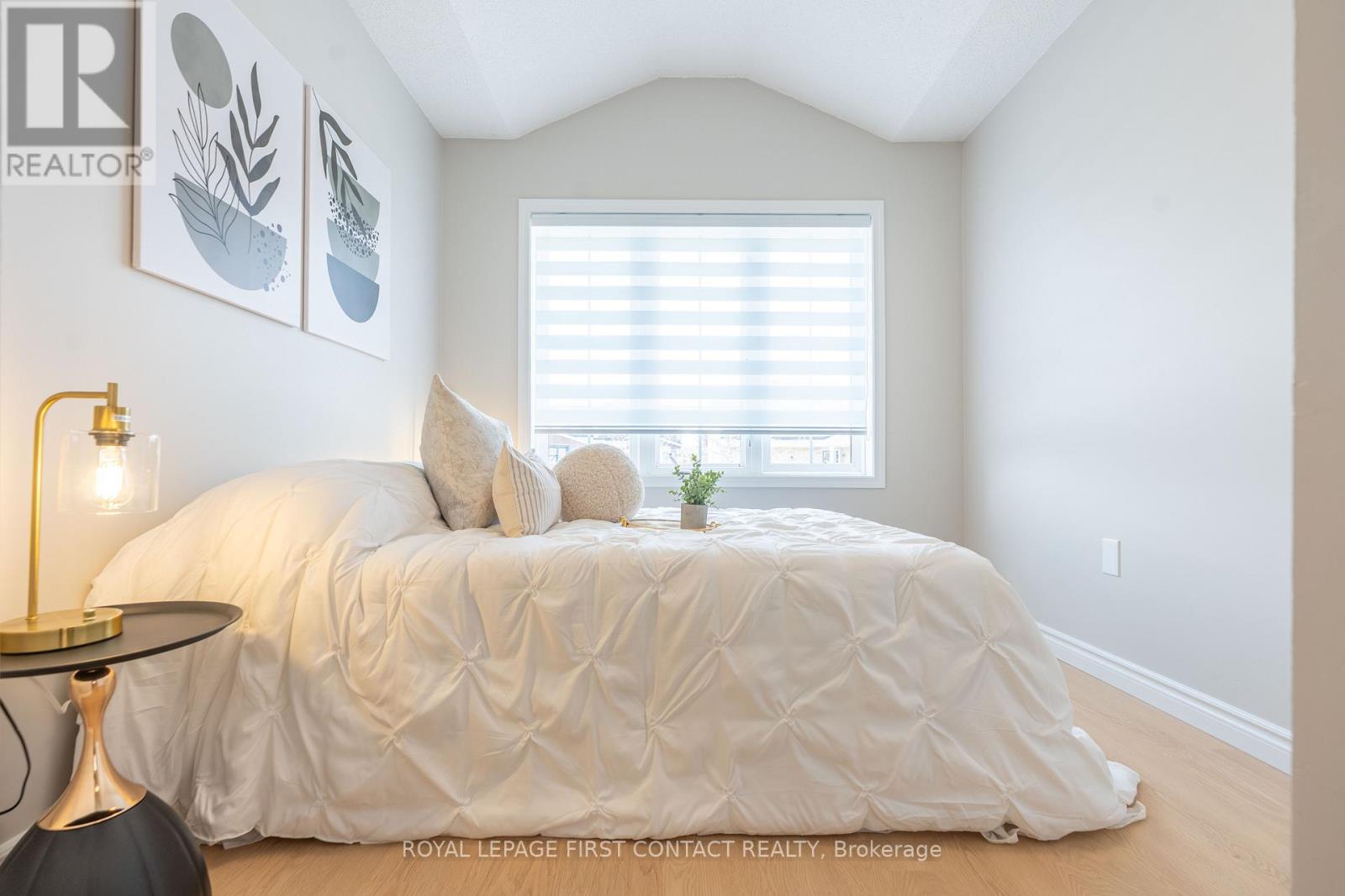 60 William Paddison Drive, Barrie (Georgian Drive), Ontario  L4M 0G4 - Photo 15 - S12191234