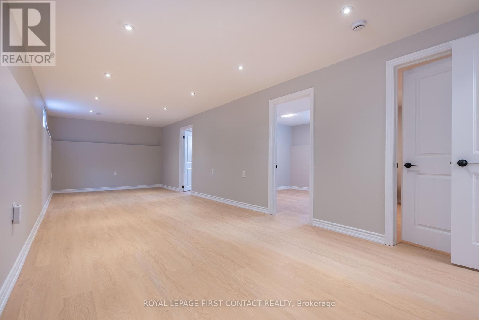 60 William Paddison Drive, Barrie (Georgian Drive), Ontario  L4M 0G4 - Photo 18 - S12191234