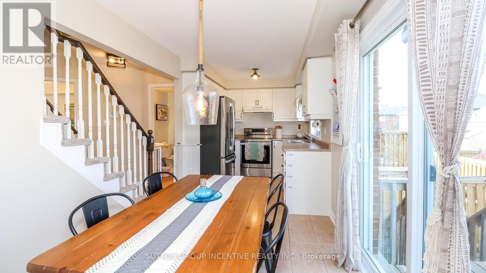 54 Succession Crescent W, Barrie, Ontario  L4M 7G4 - Photo 10 - S12191261