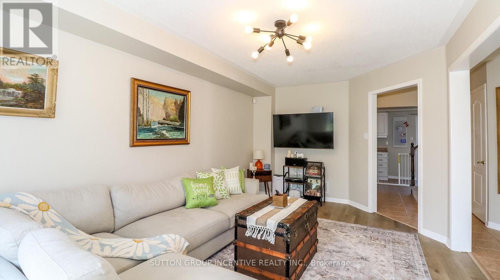 54 Succession Crescent W, Barrie, Ontario  L4M 7G4 - Photo 6 - S12191261