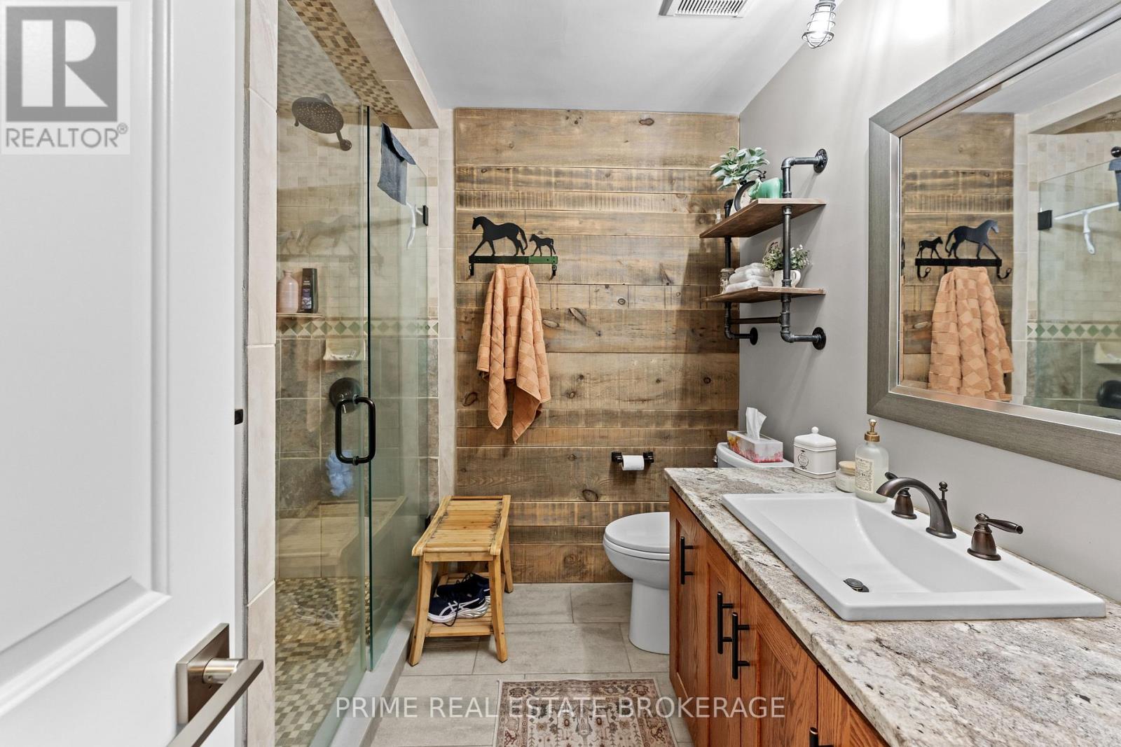 3304 Cromarty Drive, Thames Centre, Ontario  N0L 2B0 - Photo 33 - X12190299
