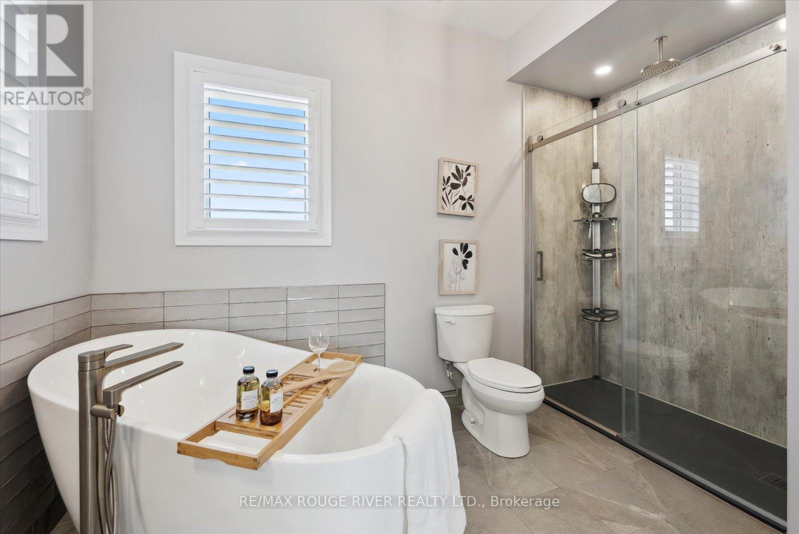 38 Charles Tilley Crescent, Clarington, Ontario  L0A 1J0 - Photo 15 - E12191335