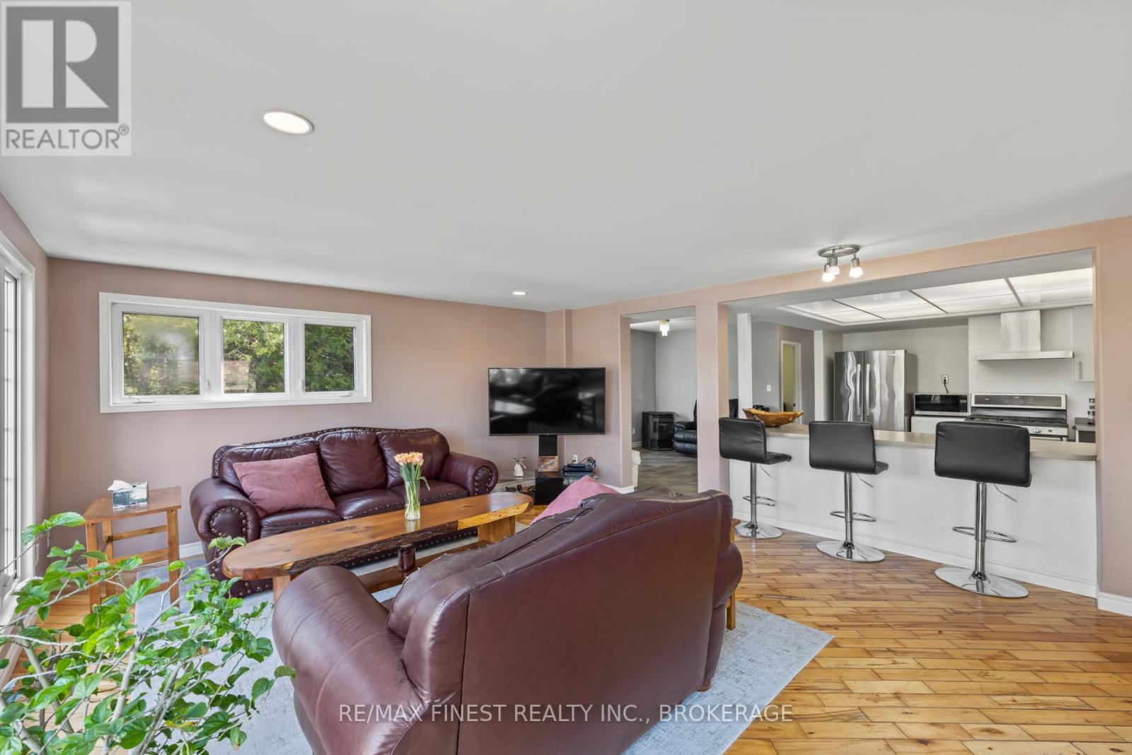 1048 Lark Lane, Frontenac, Ontario  K0H 1X0 - Photo 22 - X12191382