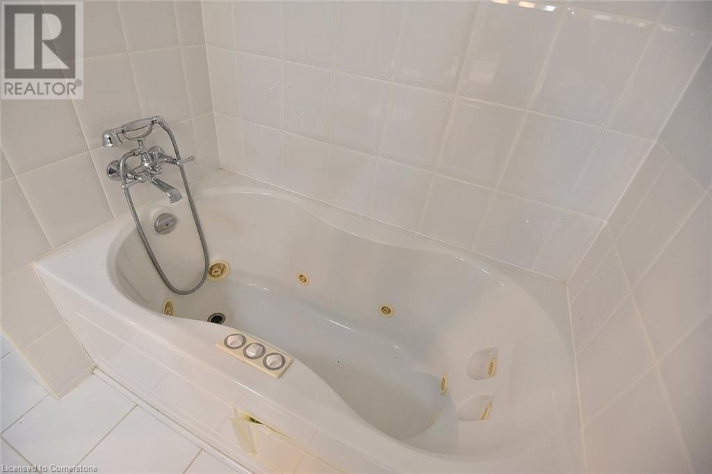 60 Rice Avenue Unit# 18, Hamilton, Ontario  L9C 7S3 - Photo 19 - 40714902