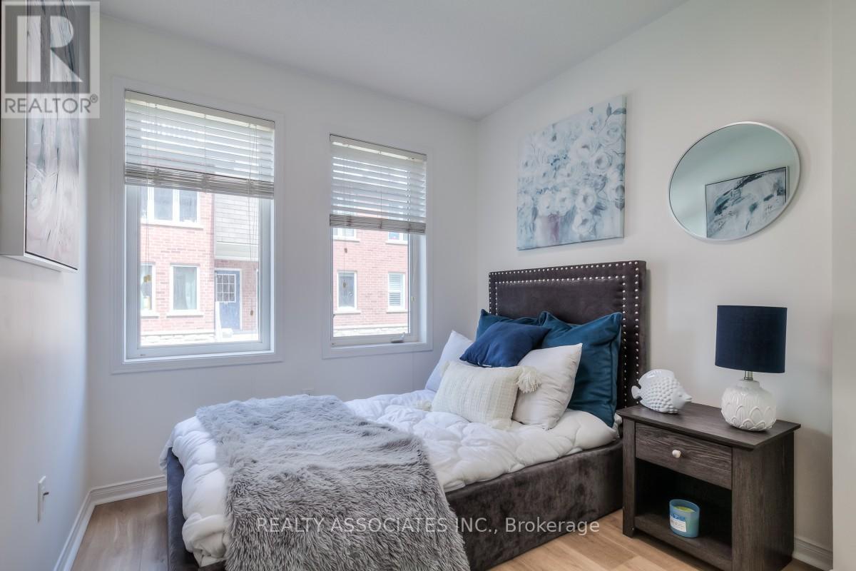 26 - 31 Foundry Avenue, Toronto, Ontario  M6H 4K7 - Photo 16 - W12120444