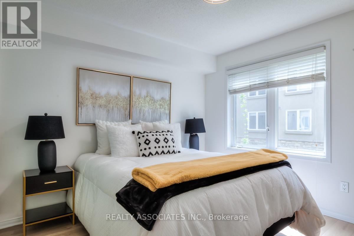 26 - 31 Foundry Avenue, Toronto, Ontario  M6H 4K7 - Photo 13 - W12120444