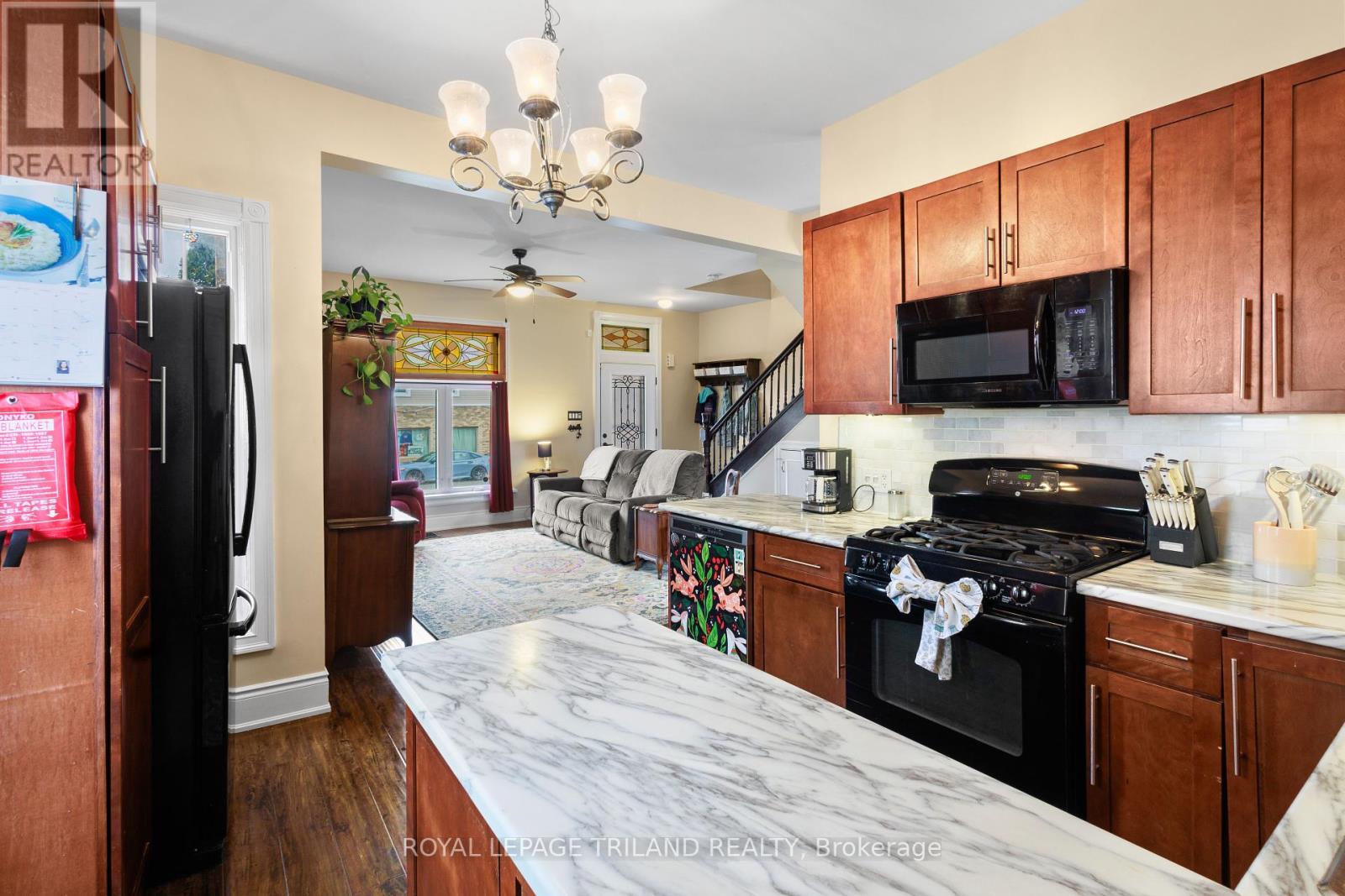 98 Stanley Street, London South (South F), Ontario  N6C 1B1 - Photo 10 - X12191390