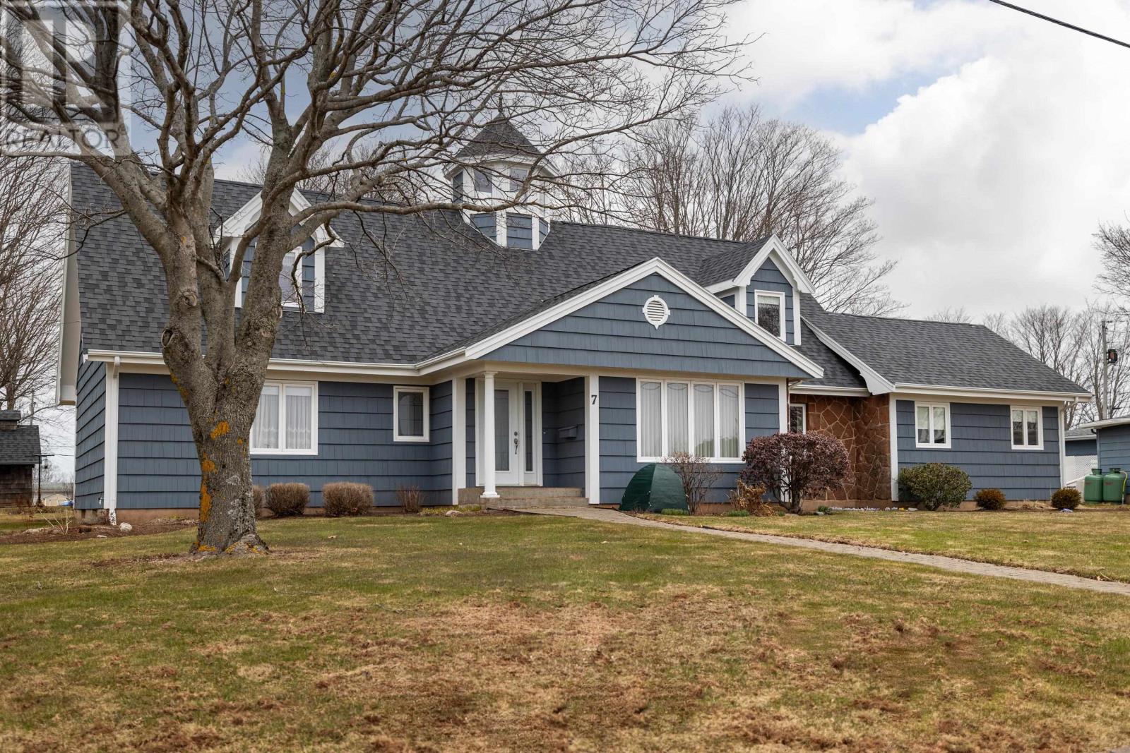 7 Glynwood Drive, Sherwood, Prince Edward Island  C1A 6J7 - Photo 2 - 202513210