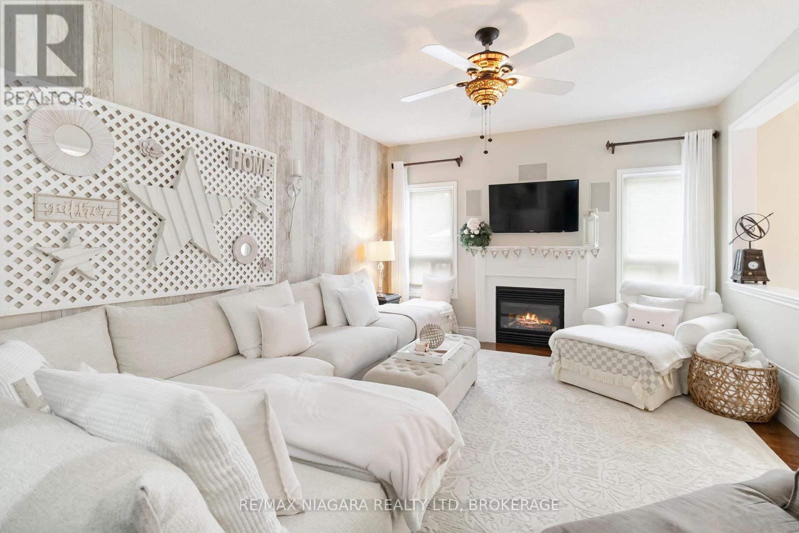 2468 Whitehorn Drive, Burlington (Orchard), Ontario  L7L 7M7 - Photo 16 - W12191329
