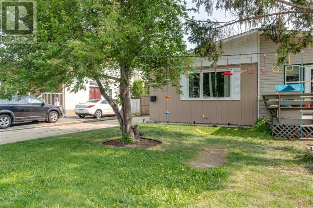 Property at 291 Overdown Drive image 3