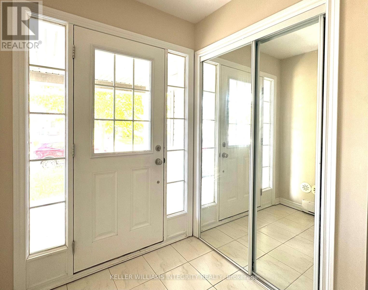 244 Cayman Road E, Ottawa, Ontario  K2S 0N8 - Photo 2 - X12191317