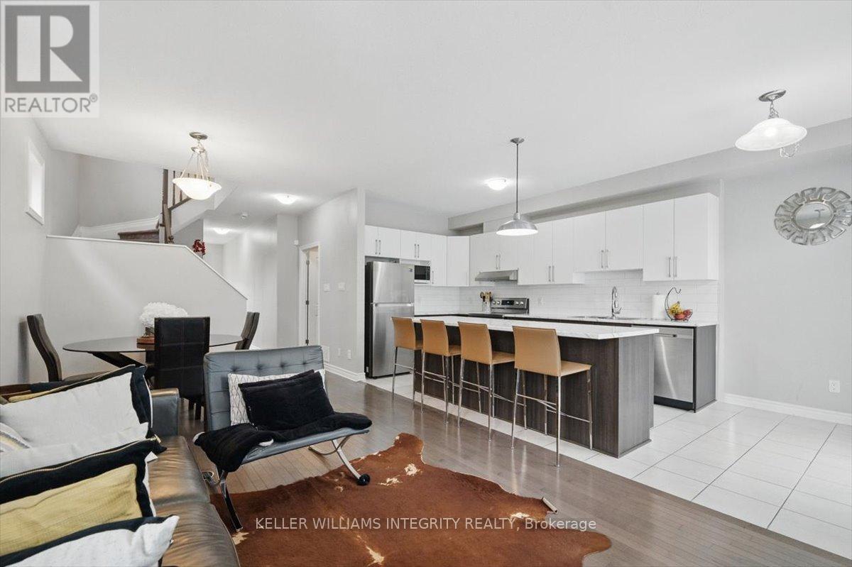 843 June Grass Street, Ottawa, Ontario  K4A 1H4 - Photo 10 - X12191374