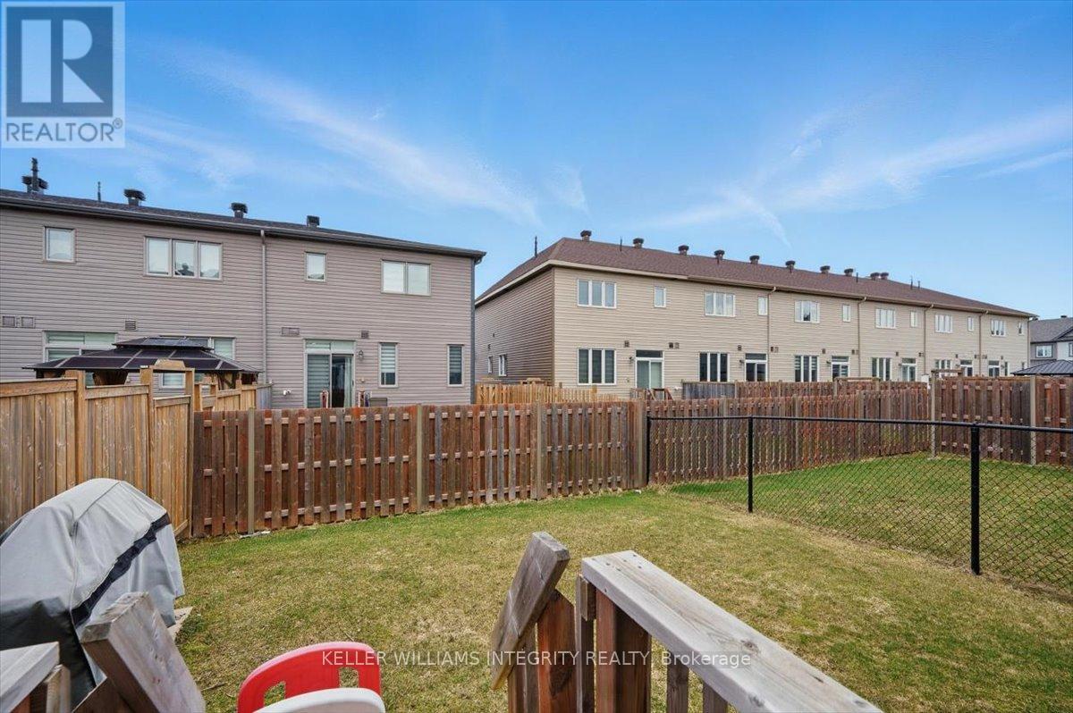 843 June Grass Street, Ottawa, Ontario  K4A 1H4 - Photo 32 - X12191374
