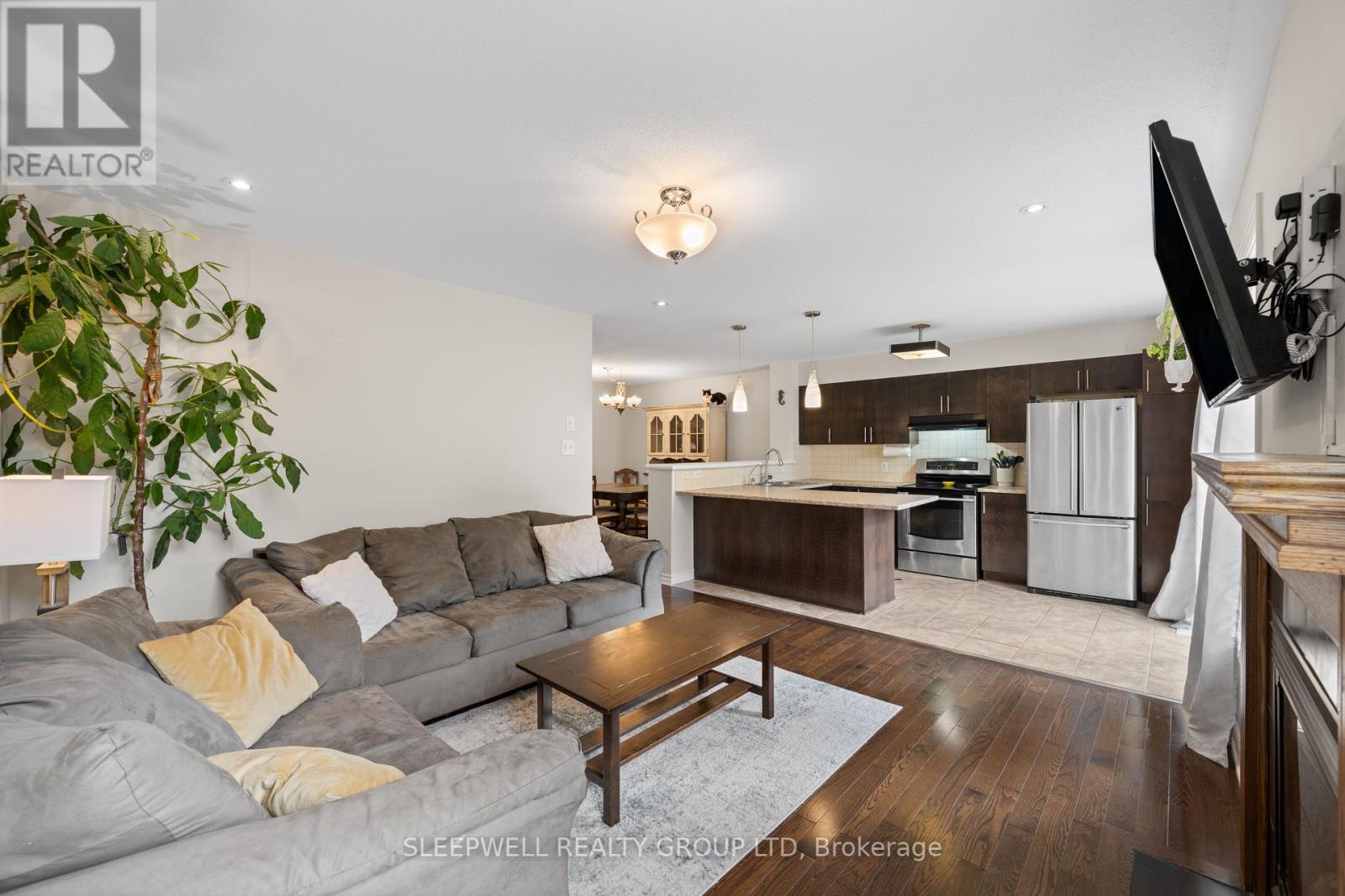 160 Harmattan Avenue, Ottawa, Ontario  K2S 0G3 - Photo 8 - X12191392