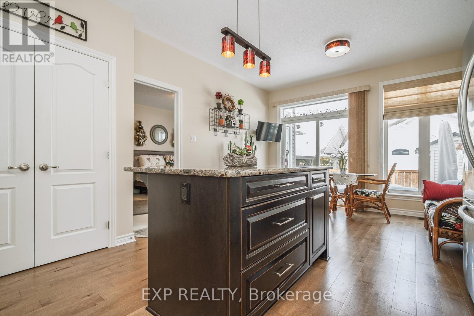 208 Voie De Brouage Way, Ottawa, Ontario  K4A 0Y5 - Photo 9 - X12191400