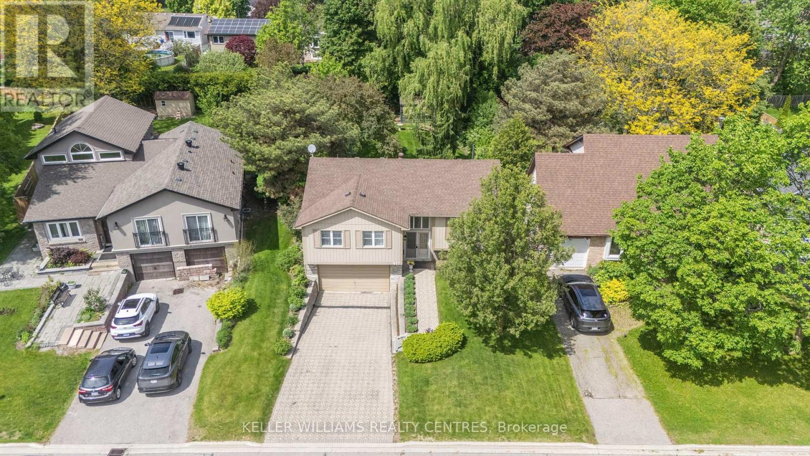 817 Elgin Street, Newmarket (Huron Heights-Leslie Valley), Ontario  L3Y 3B9 - Photo 36 - N12191395