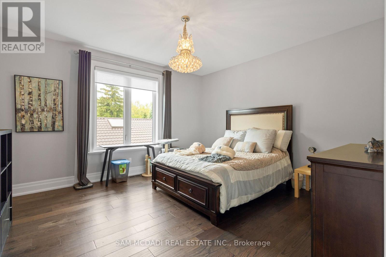 1487 Myron Drive, Mississauga, Ontario  L5E 2N5 - Photo 21 - W12191366