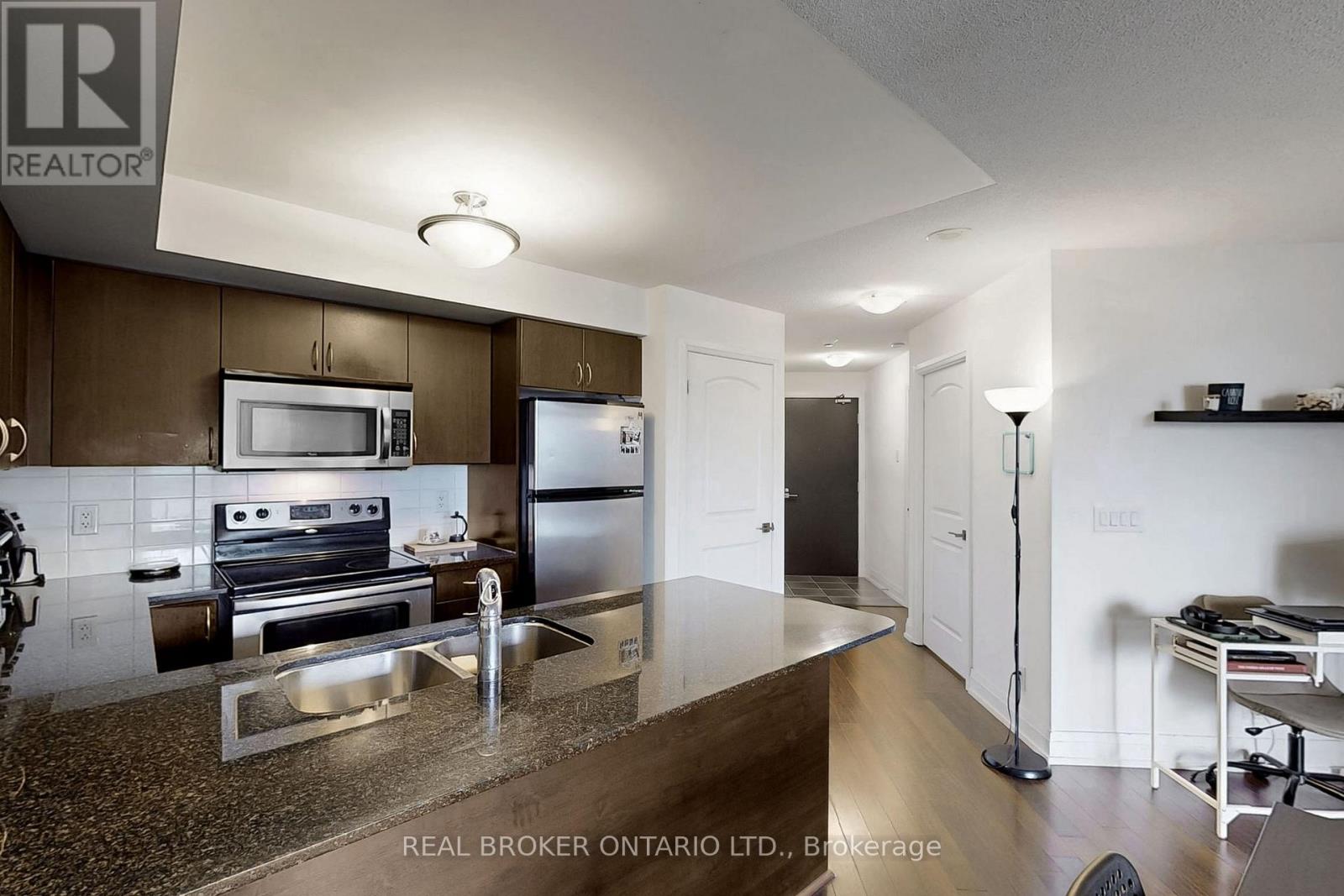 921 - 1060 SHEPPARD AVENUE W, toronto (york university heights), Ontario