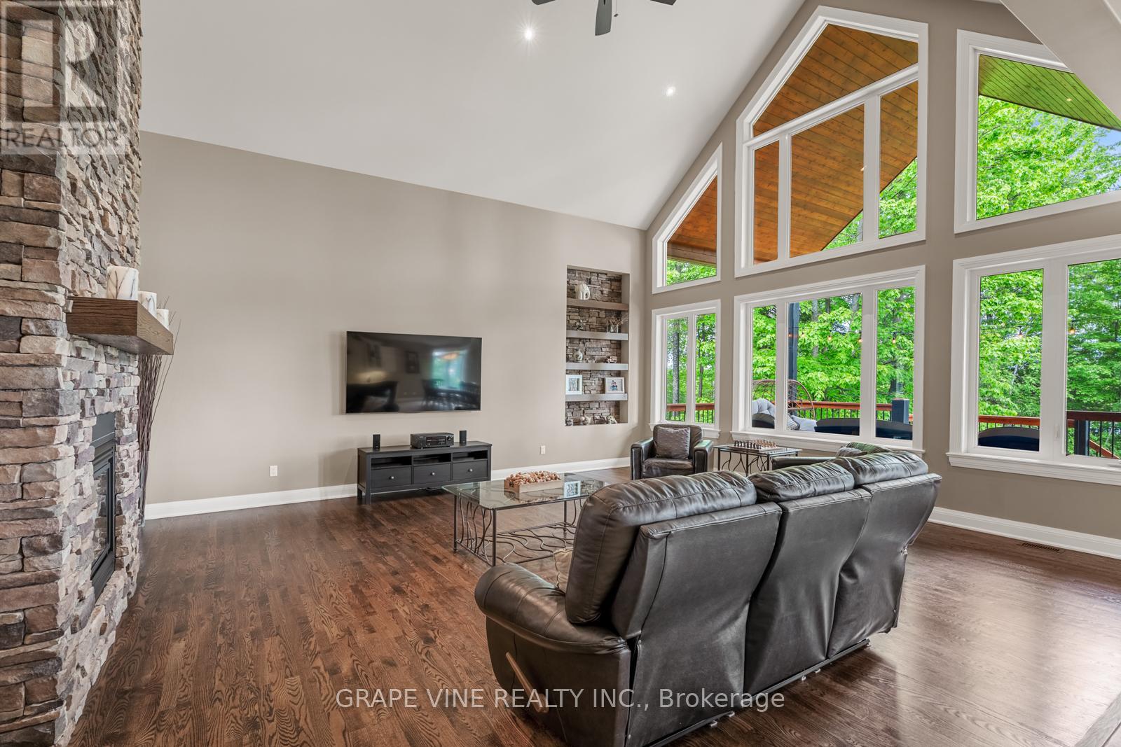 515 West Lake Circle, Ottawa, Ontario  K0A 1L0 - Photo 20 - X12098916