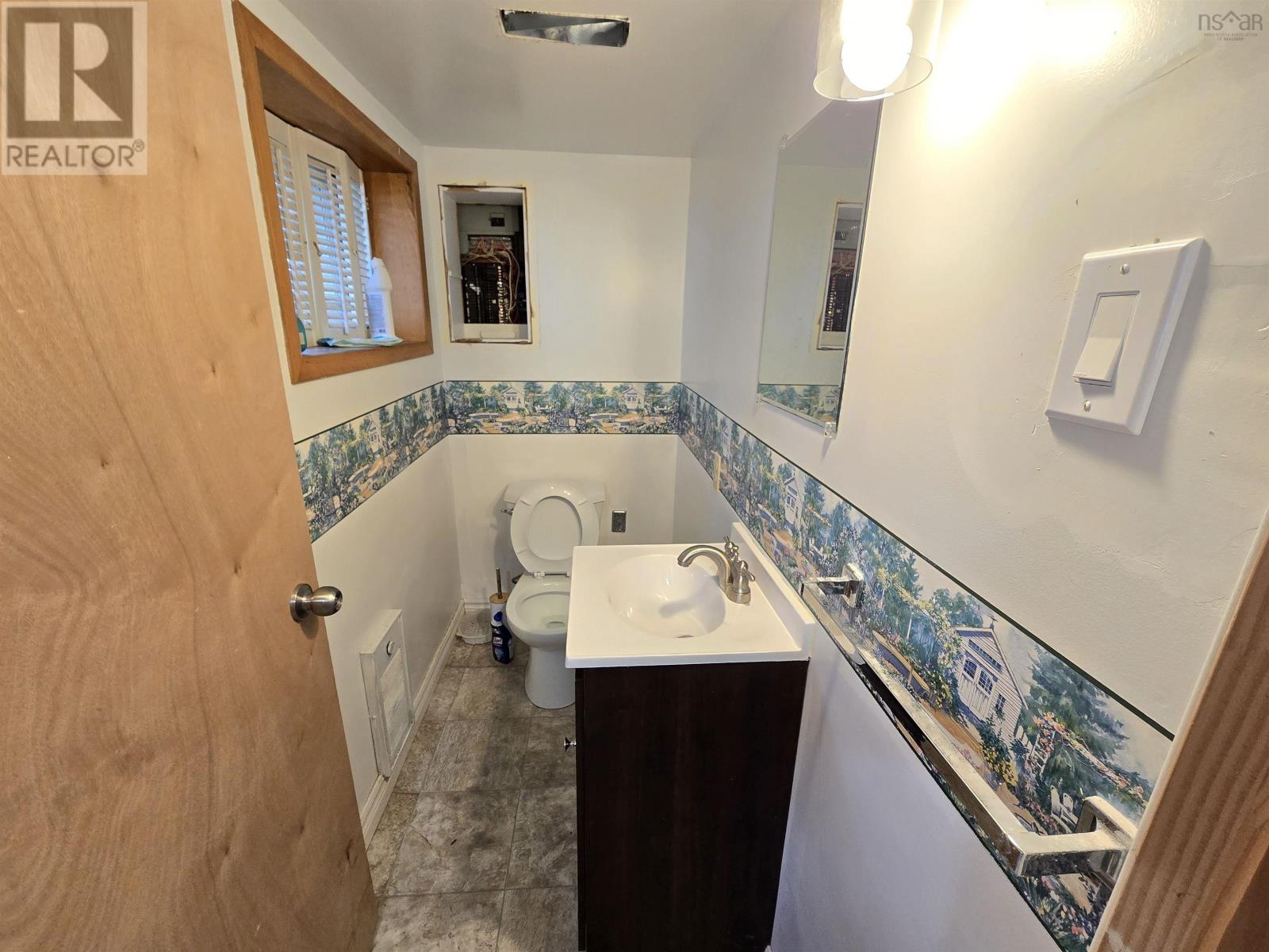 4 Ash Street, Sydney, Nova Scotia  B1P 3B9 - Photo 9 - 202511024