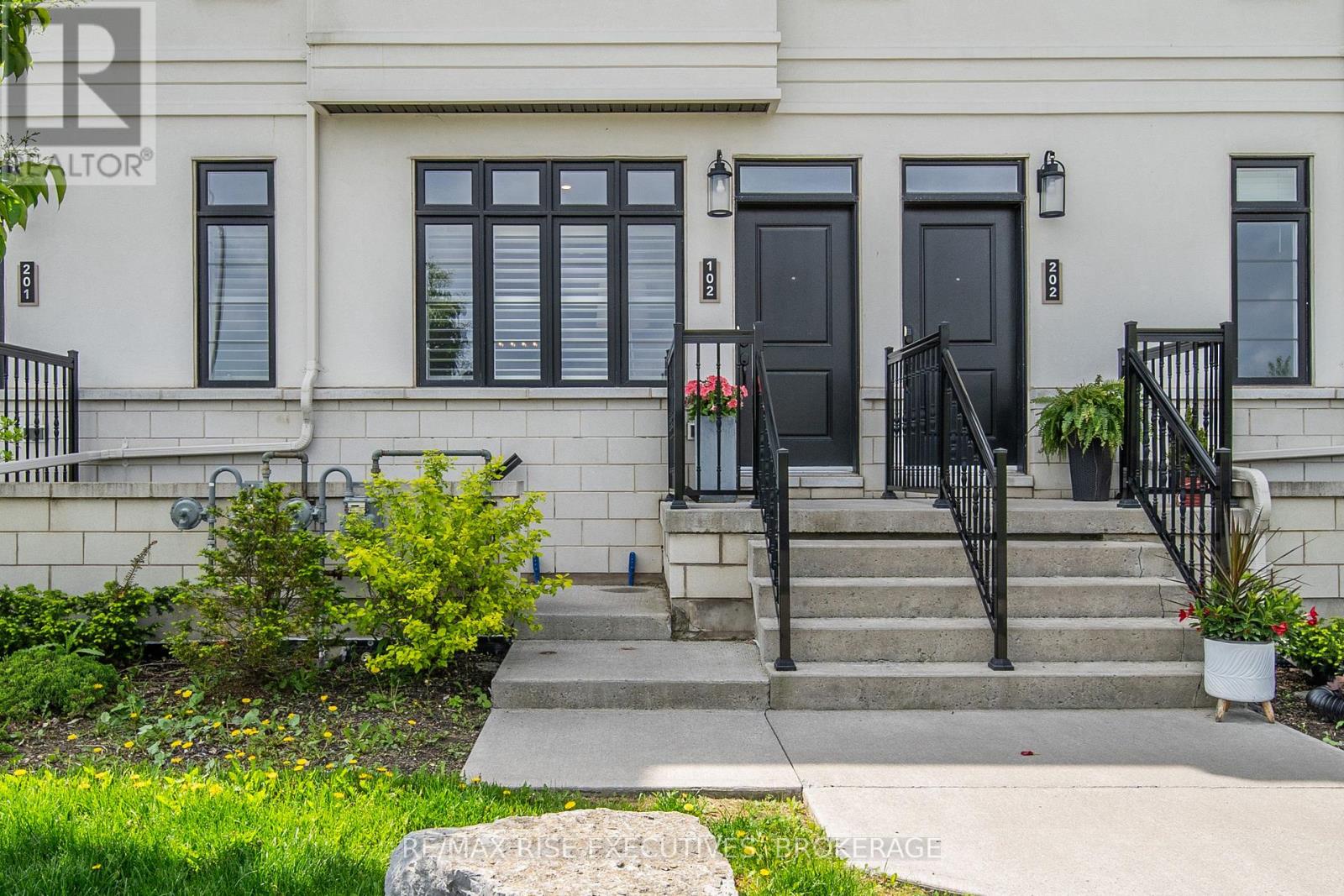 Property at 102 - 1005 TERRA VERDE WAY image 4
