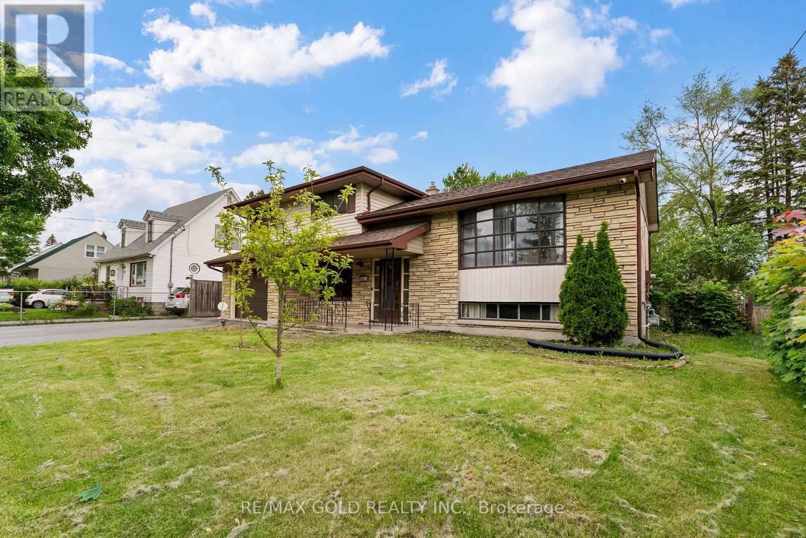 Property at 39 LEMOINE STREET image 3
