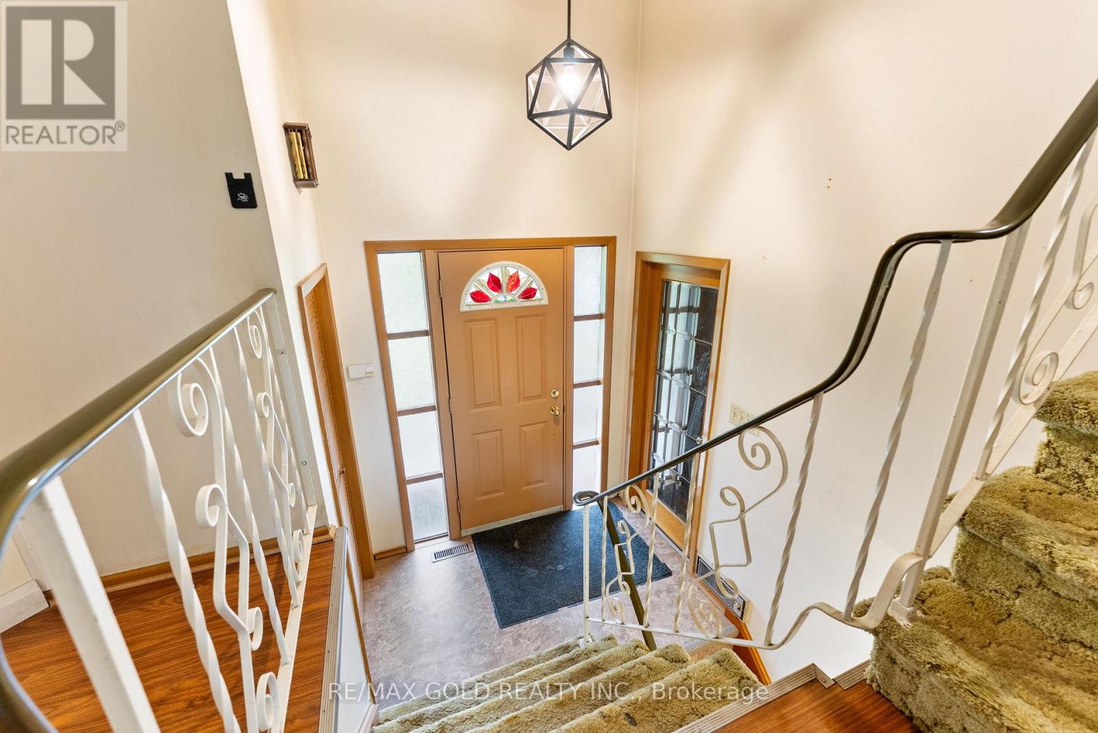 Property at 39 LEMOINE STREET image 5