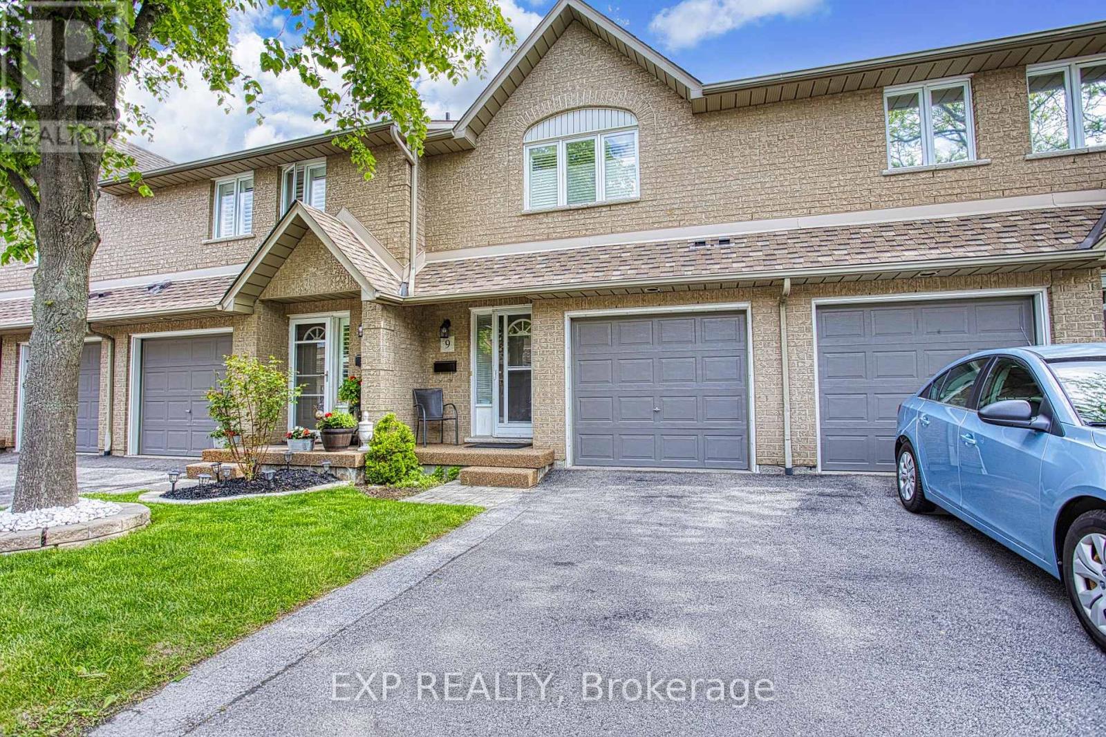9 - 100 Vineberg Drive, Hamilton, Ontario  L8W 3X4 - Photo 1 - X12191351