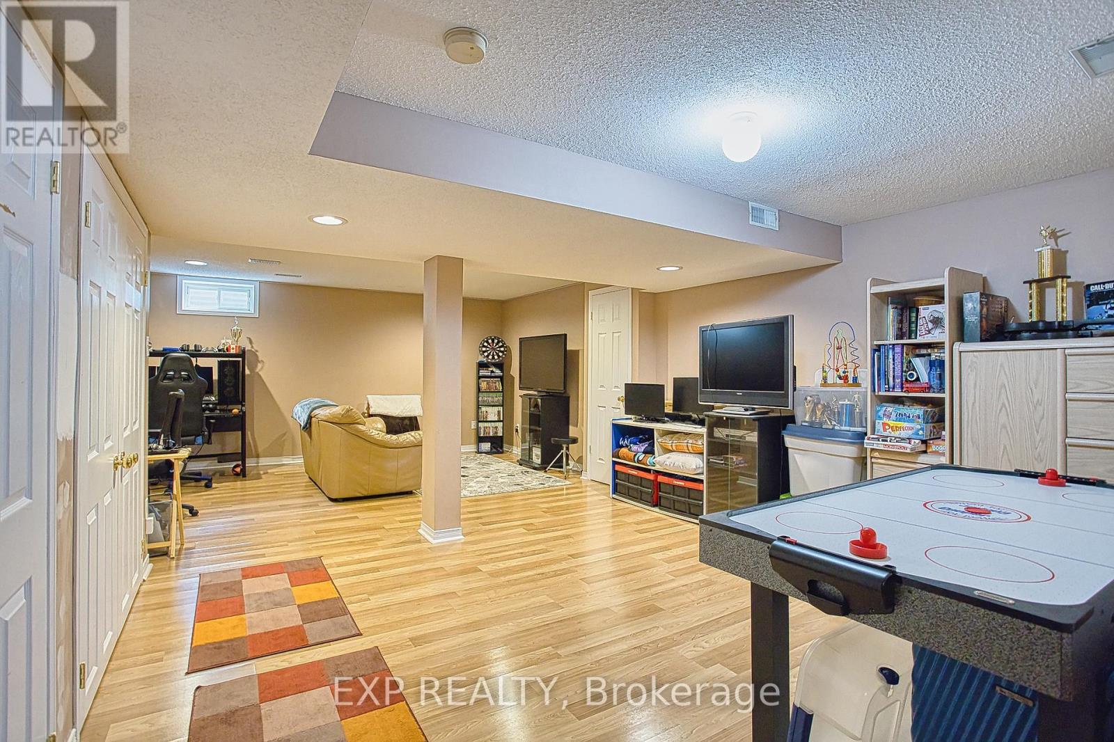 9 - 100 Vineberg Drive, Hamilton (Allison), Ontario  L8W 3X4 - Photo 27 - X12191351