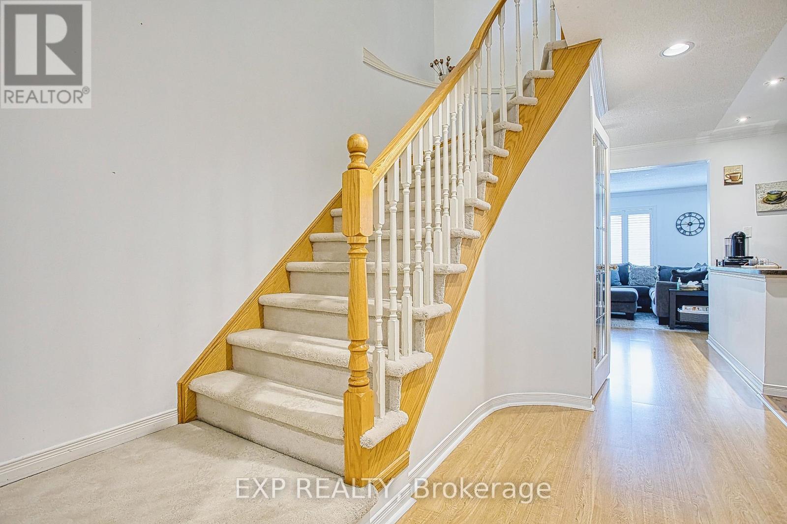 9 - 100 Vineberg Drive, Hamilton, Ontario  L8W 3X4 - Photo 8 - X12191351