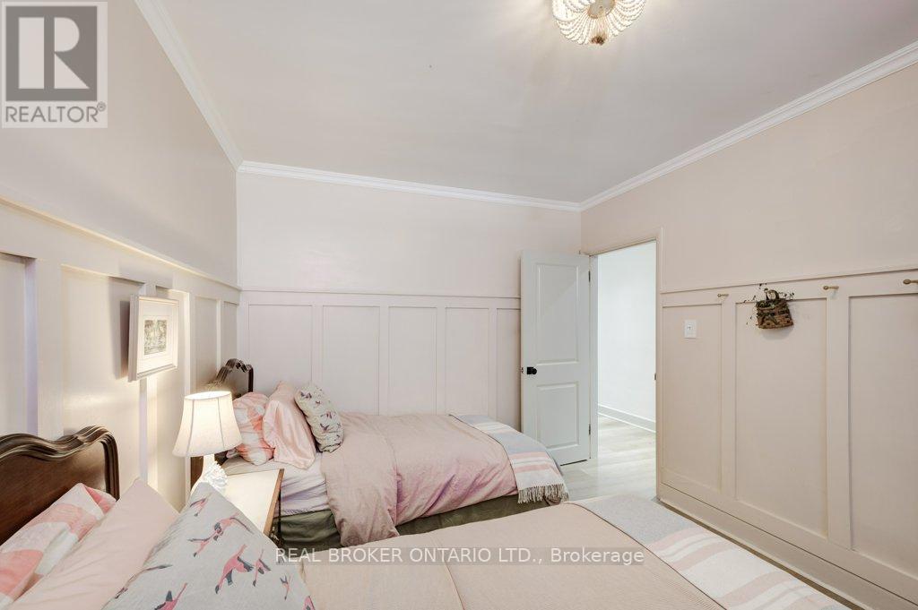3 Fallsview Road, Hamilton, Ontario  L9H 5J7 - Photo 19 - X12191359