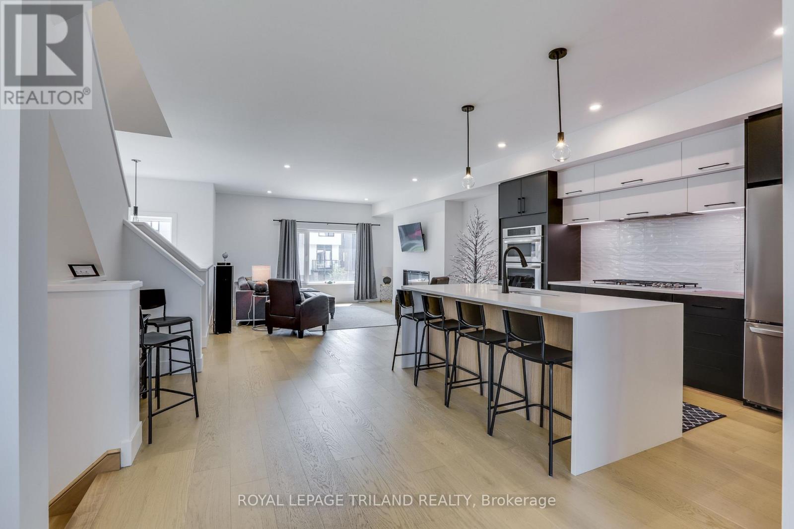 Photo 12 of 50 for 3535 Emily Carr Lane