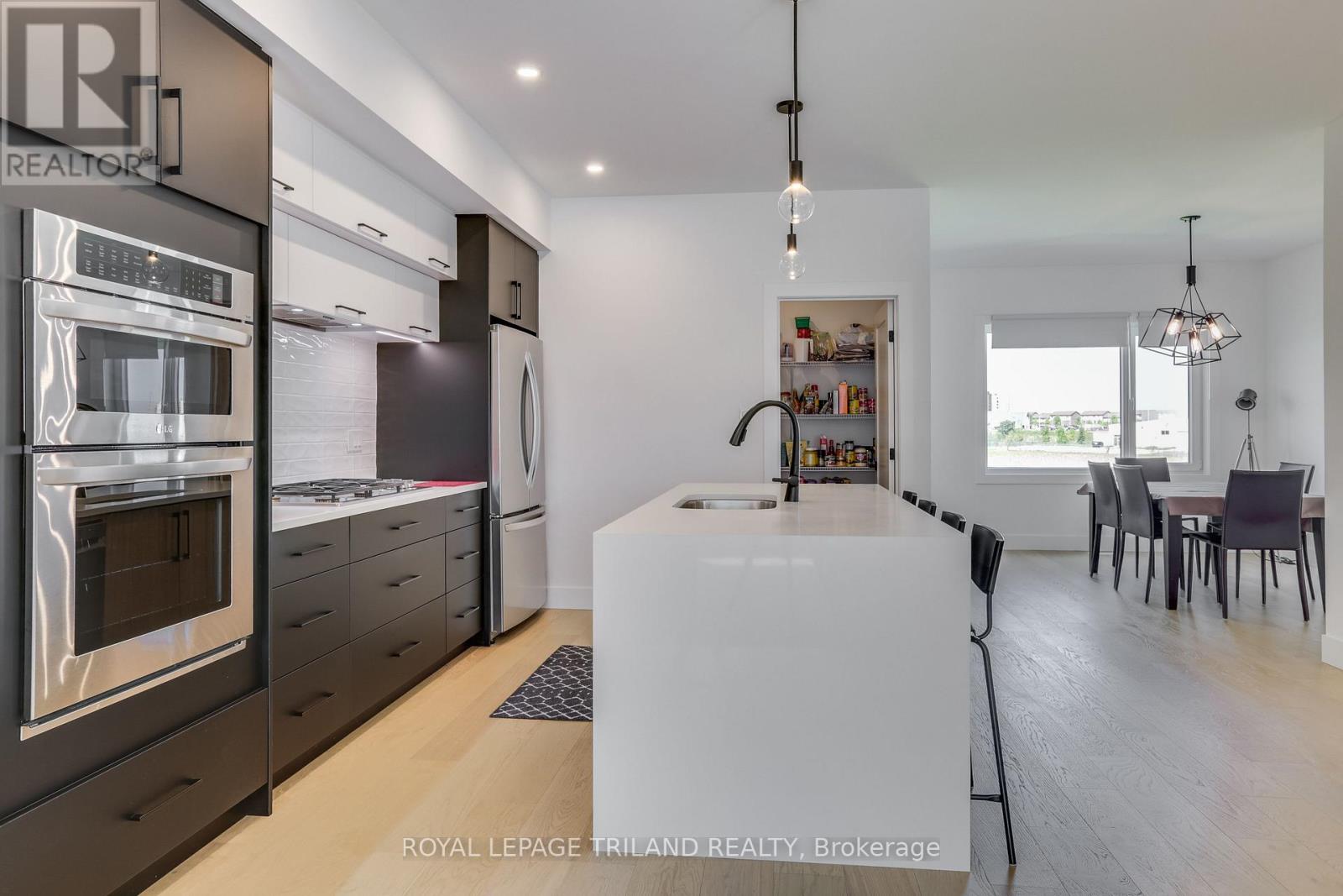 Photo 15 of 50 for 3535 Emily Carr Lane