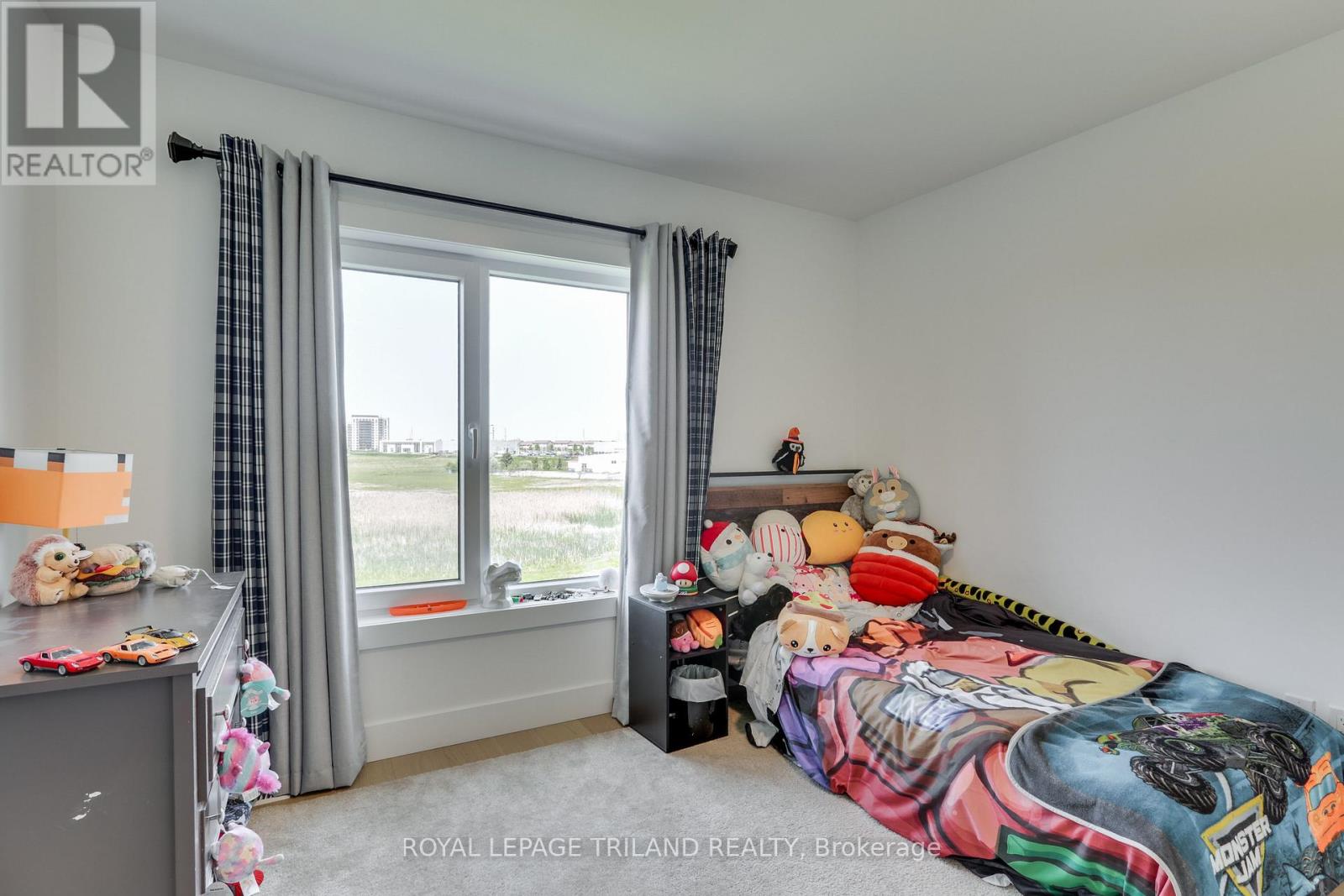 Photo 37 of 50 for 3535 Emily Carr Lane