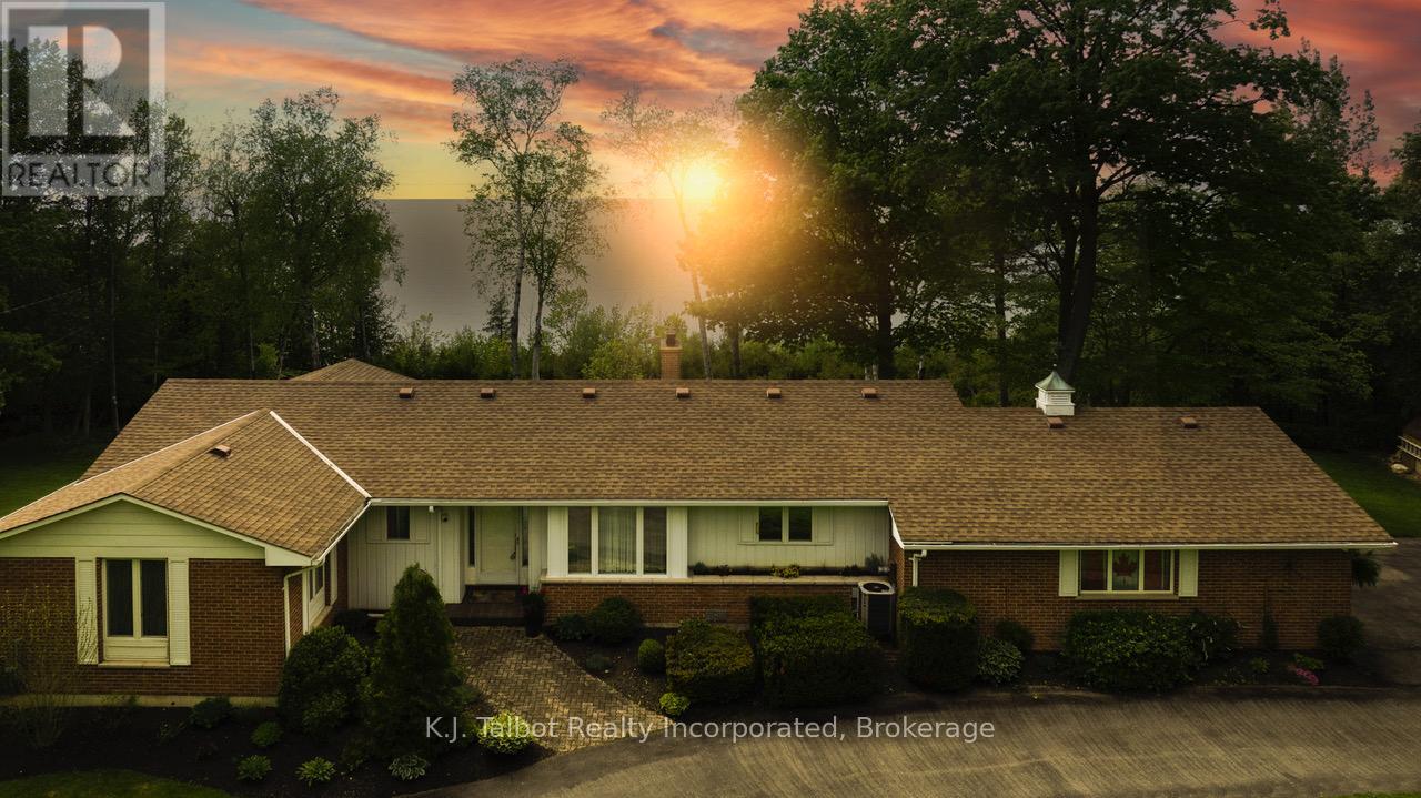 82099 Sunset Lane S, Ashfield-Colborne-Wawanosh, Ontario  N7A 3Y2 - Photo 30 - X12154402