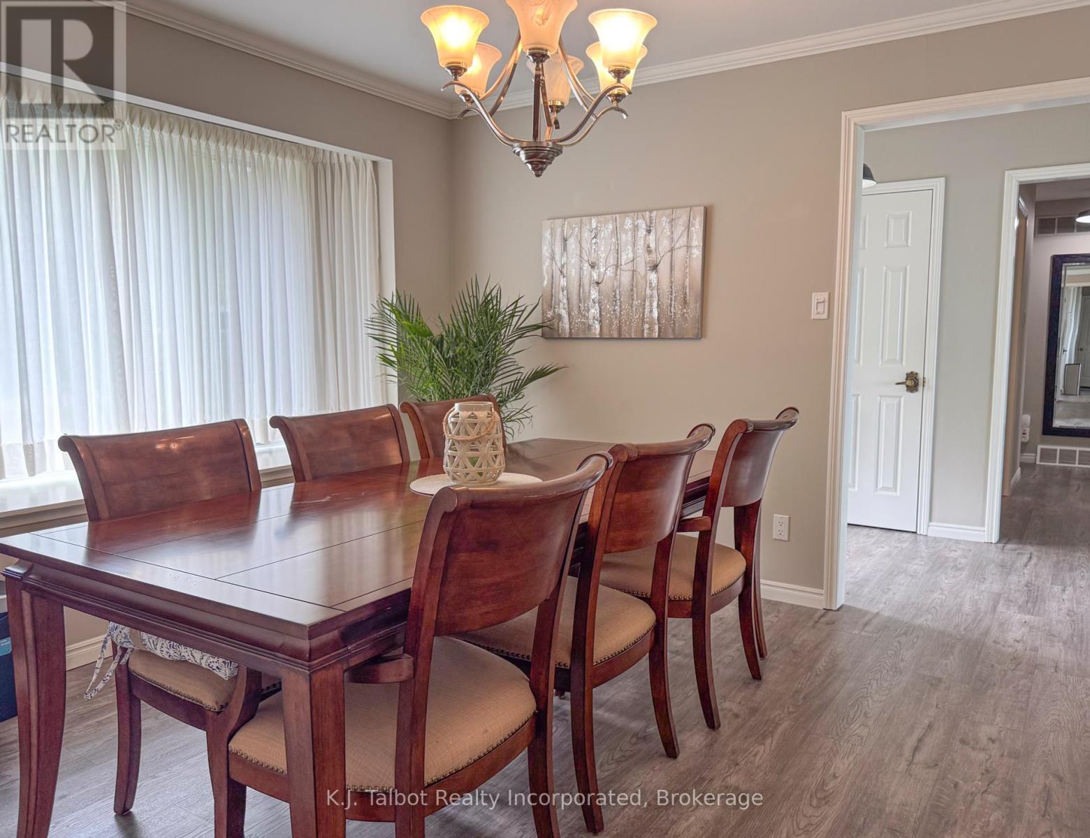 82099 Sunset Lane S, Ashfield-Colborne-Wawanosh, Ontario  N7A 3Y2 - Photo 13 - X12154402