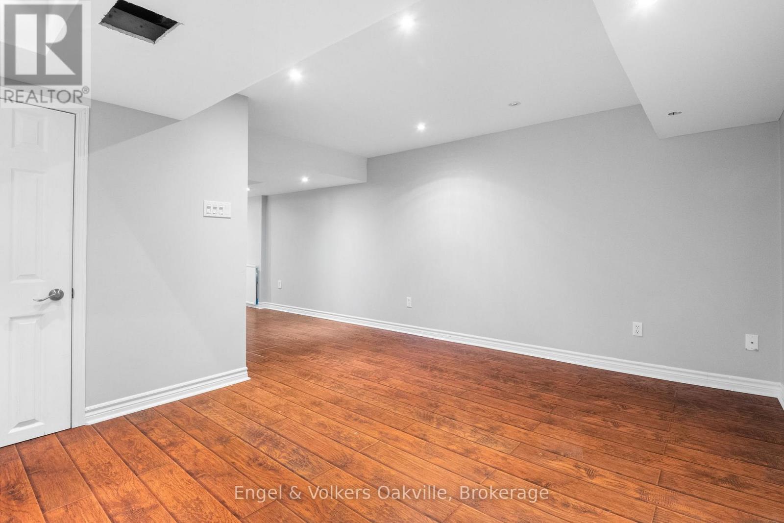 2455 Stefi Trail, Oakville, Ontario  L6H 5Y3 - Photo 31 - W12191462