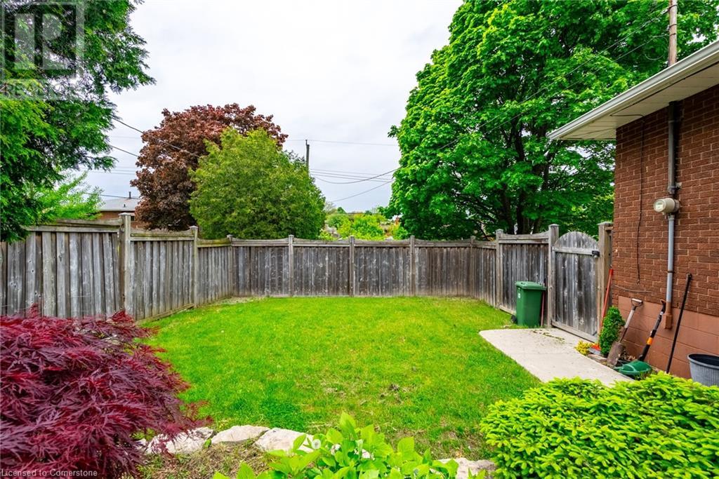 389 Hawkridge Avenue, Hamilton, Ontario  L9C 5Z6 - Photo 35 - 40736461