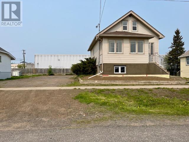 630 Winnipeg Ave, Thunder Bay, Ontario  P7B 3T2 - Photo 29 - TB251482