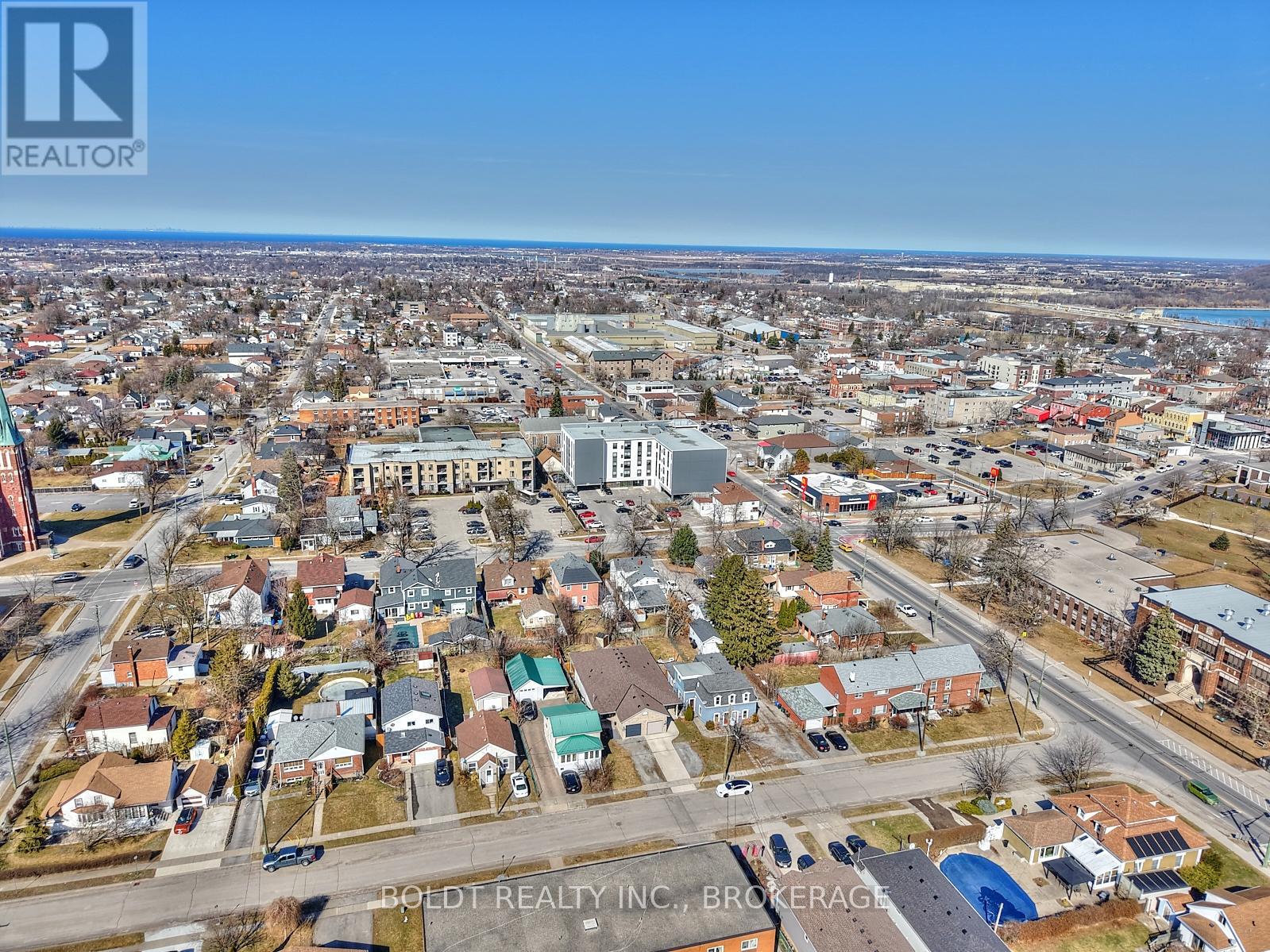 10 1/2 Metcalfe Street, Thorold (Thorold Downtown), Ontario  L2V 2Z5 - Photo 25 - X12191593