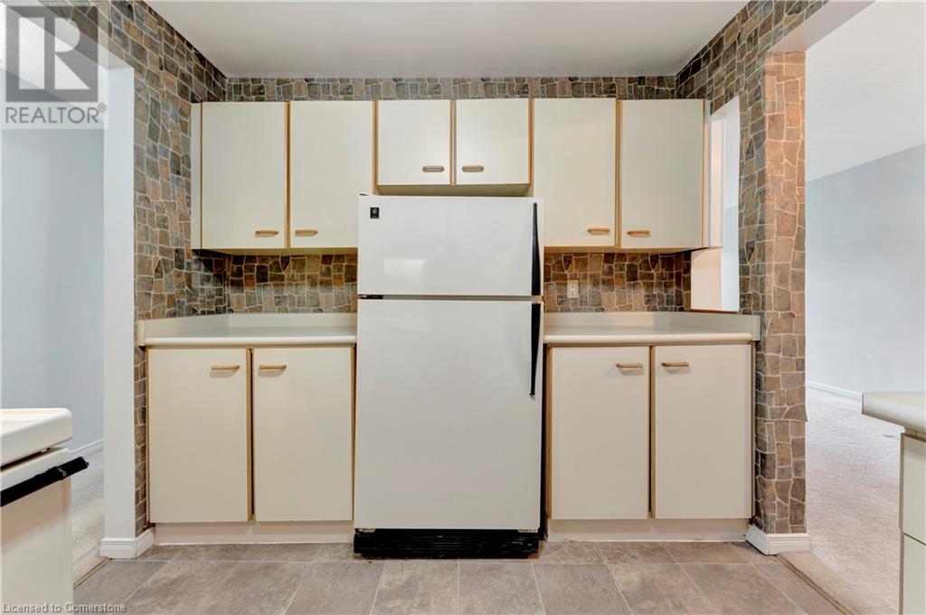 500 Westmount Road W Unit# 101, Kitchener, Ontario  N2M 5M9 - Photo 7 - 40728826