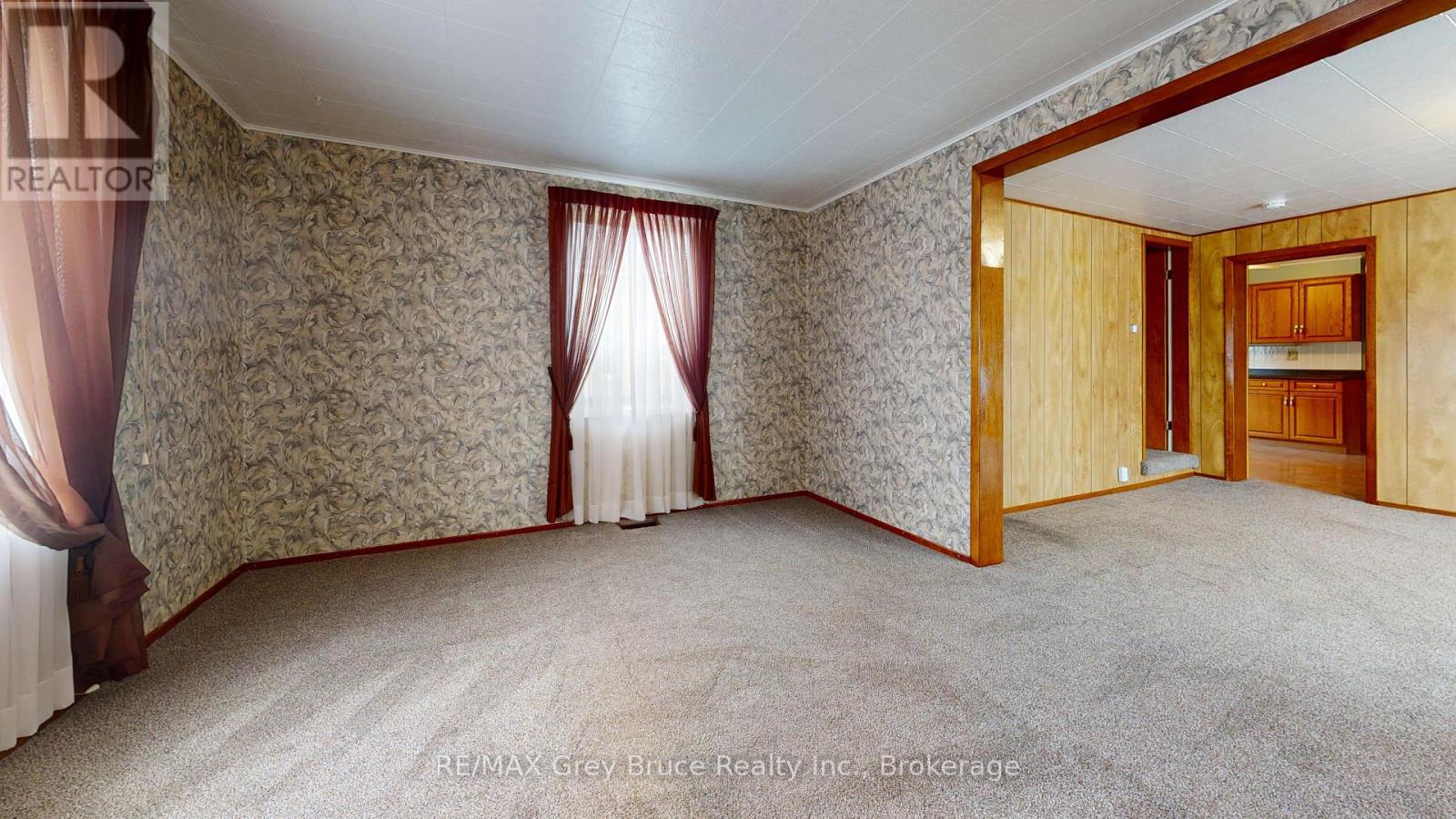 76 5th Street Se, Arran-Elderslie, Ontario  N0G 1L0 - Photo 5 - X12191469