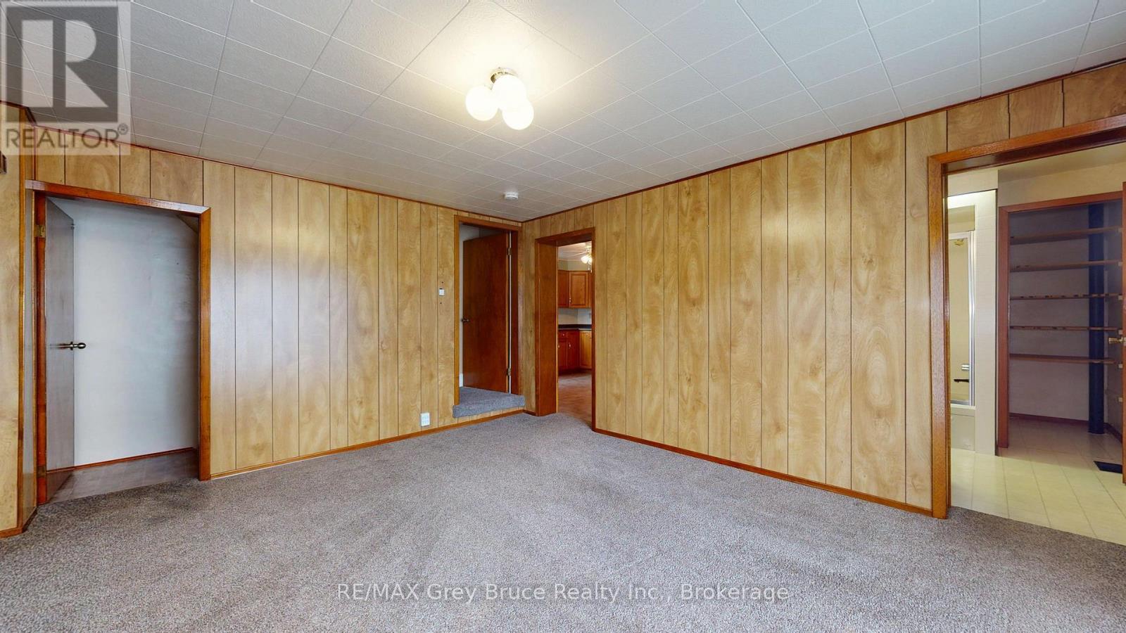 76 5th Street Se, Arran-Elderslie, Ontario  N0G 1L0 - Photo 6 - X12191469