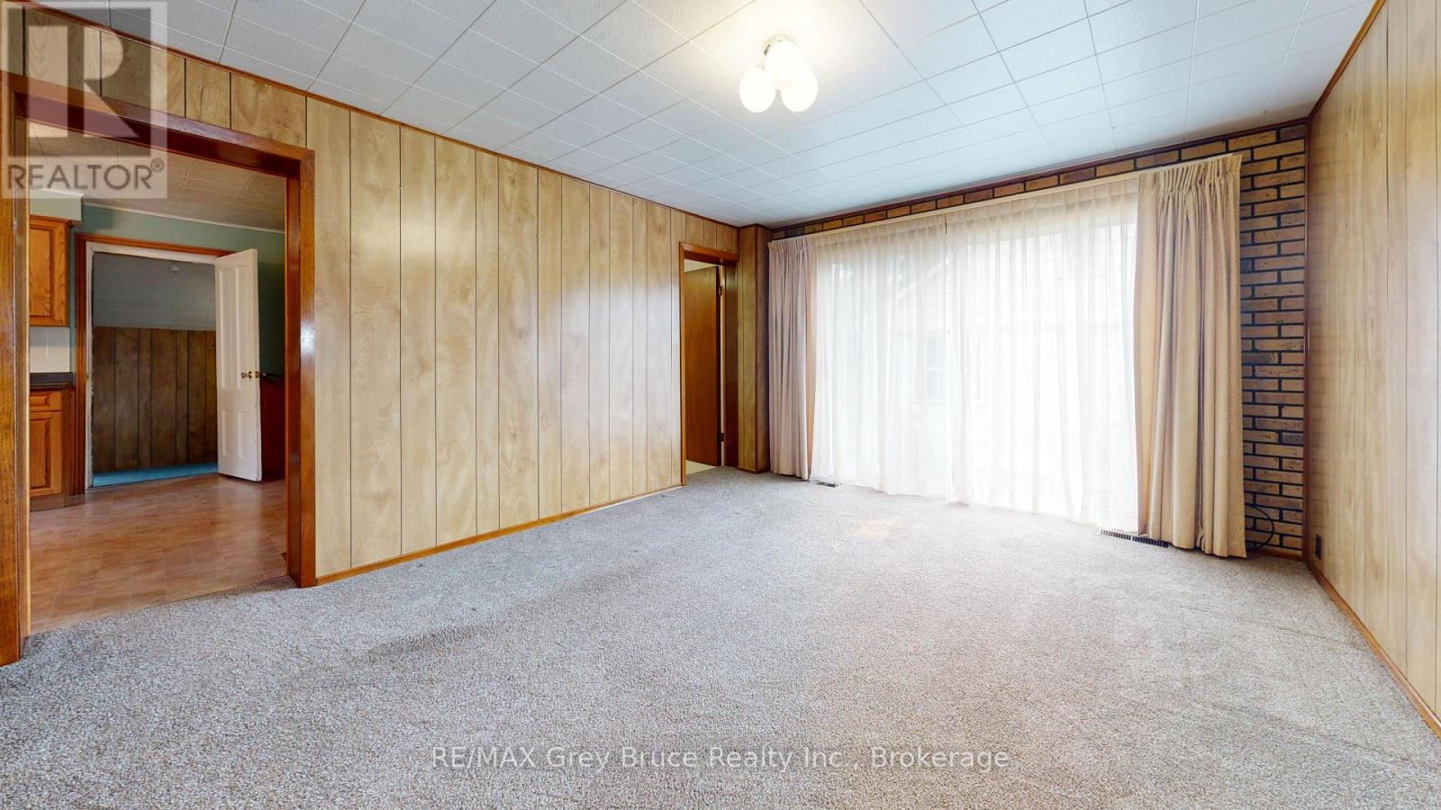 76 5th Street Se, Arran-Elderslie, Ontario  N0G 1L0 - Photo 7 - X12191469