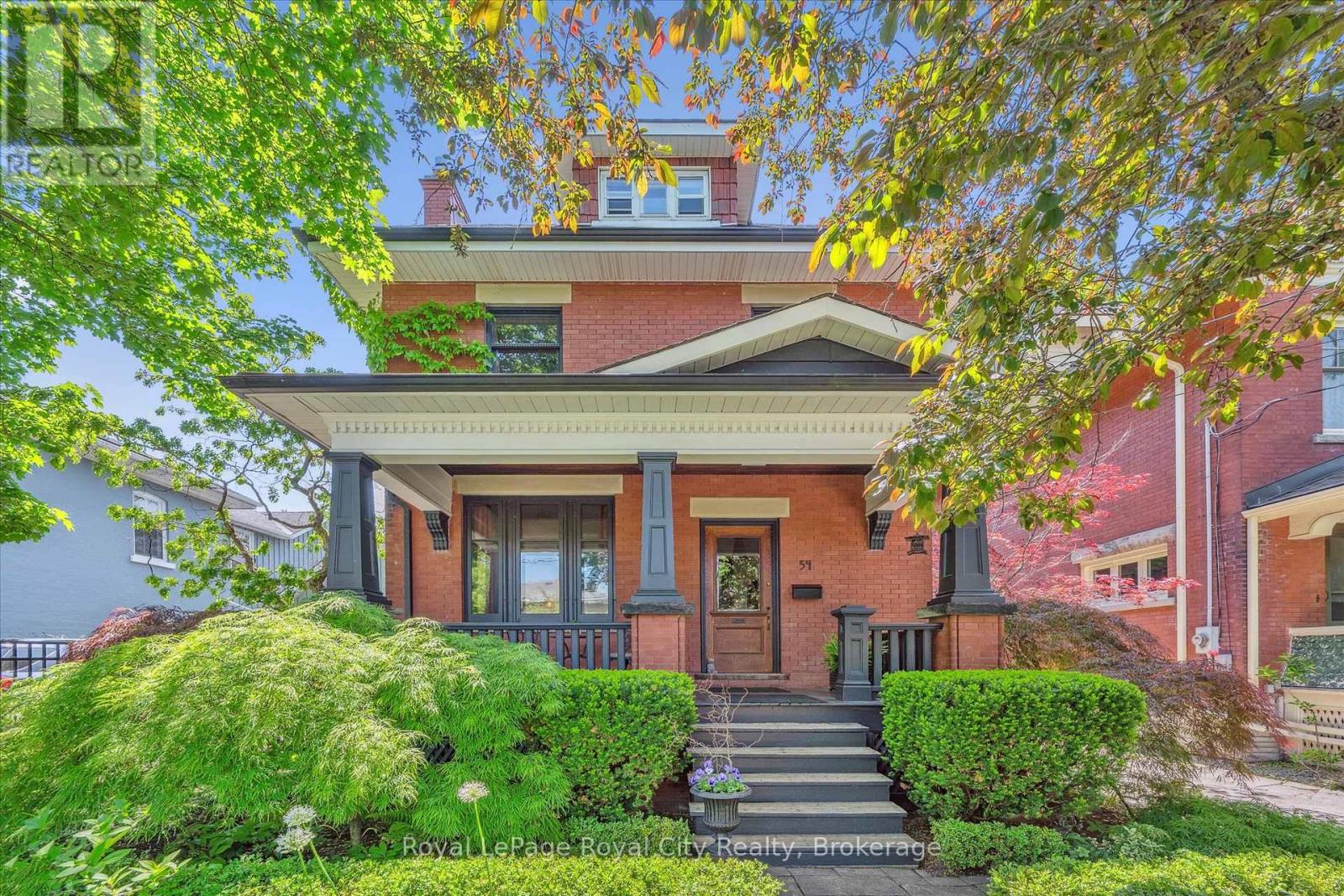 Property at 54 CLINTON STREET image 1